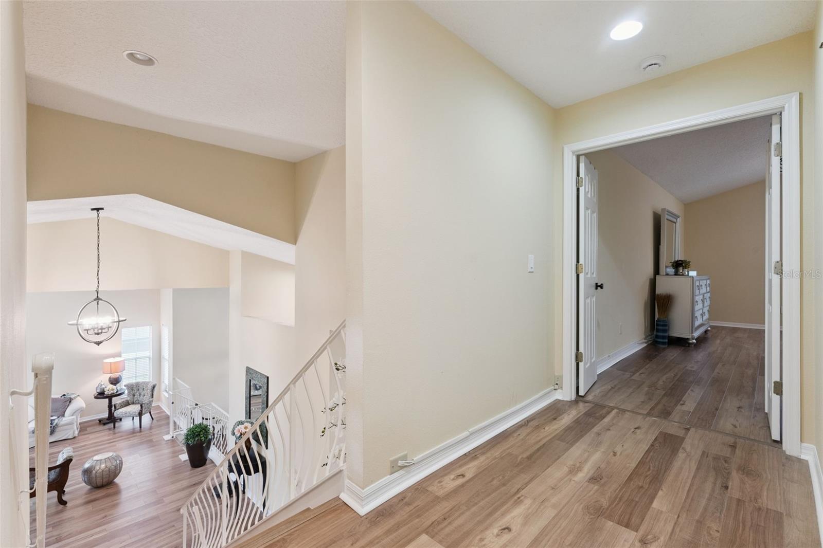 Entry landing into Primary Bedroom