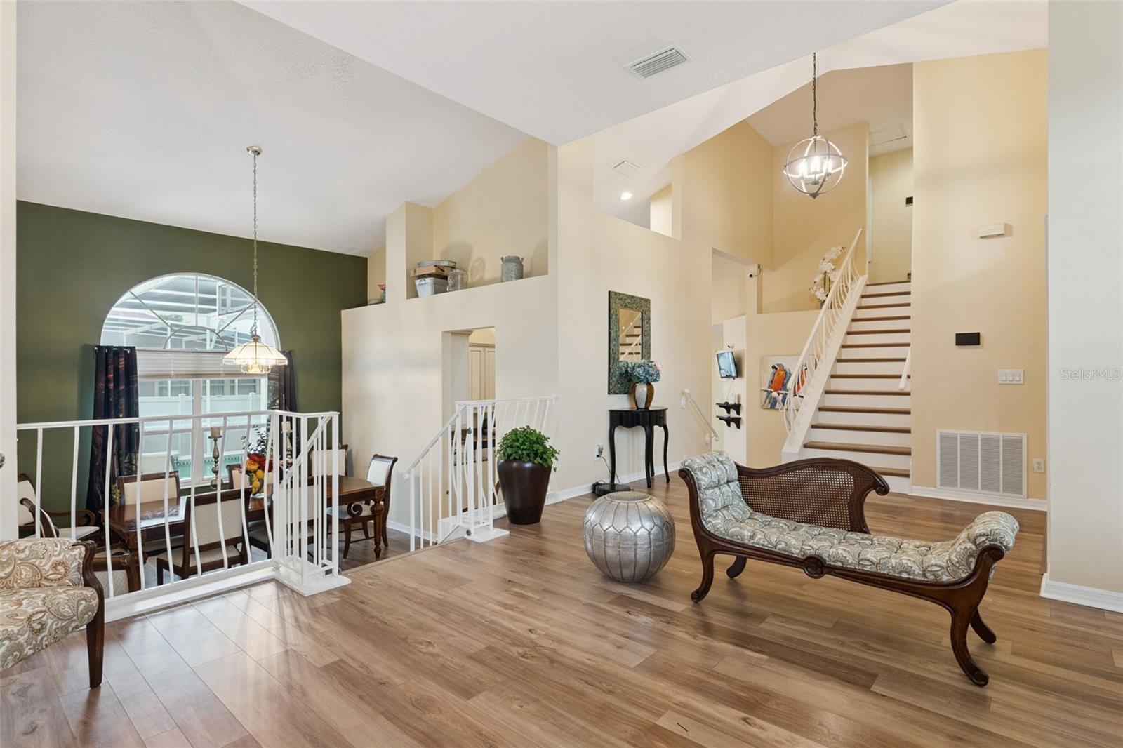 8355 DIAMOND COVE CIRCLE, Orlando, FL 32836