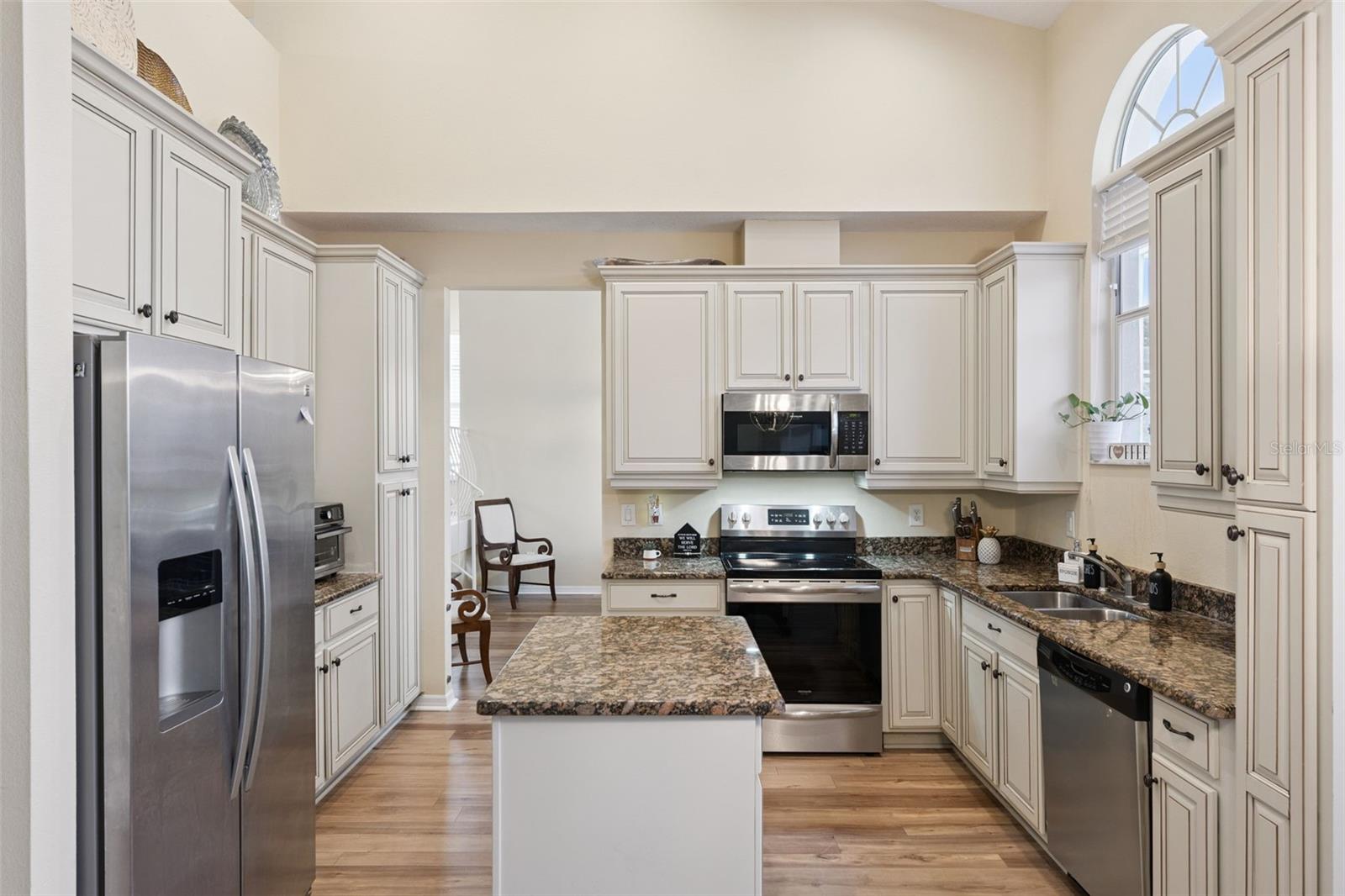 8355 DIAMOND COVE CIRCLE, Orlando, FL 32836