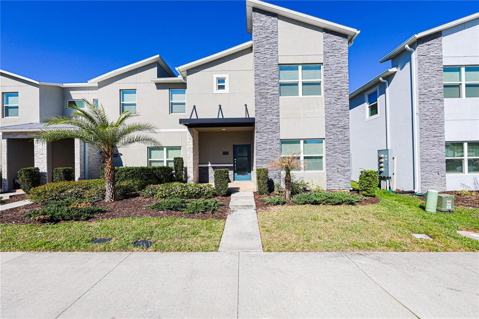 1132 CHALLENGE DRIVE, Davenport, FL 33896