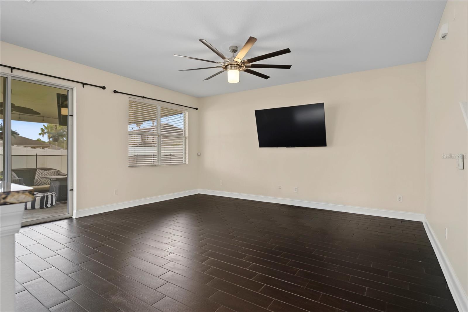 637 GRASSY STONE DRIVE, Winter Garden, FL 34787