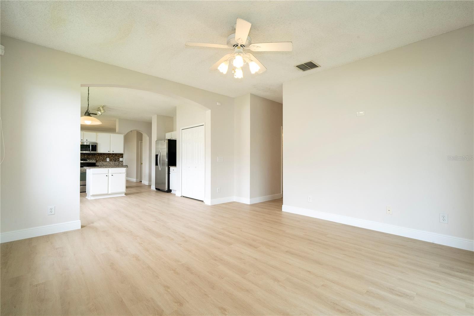13827 HAWKEYE DRIVE, Orlando, FL 32837
