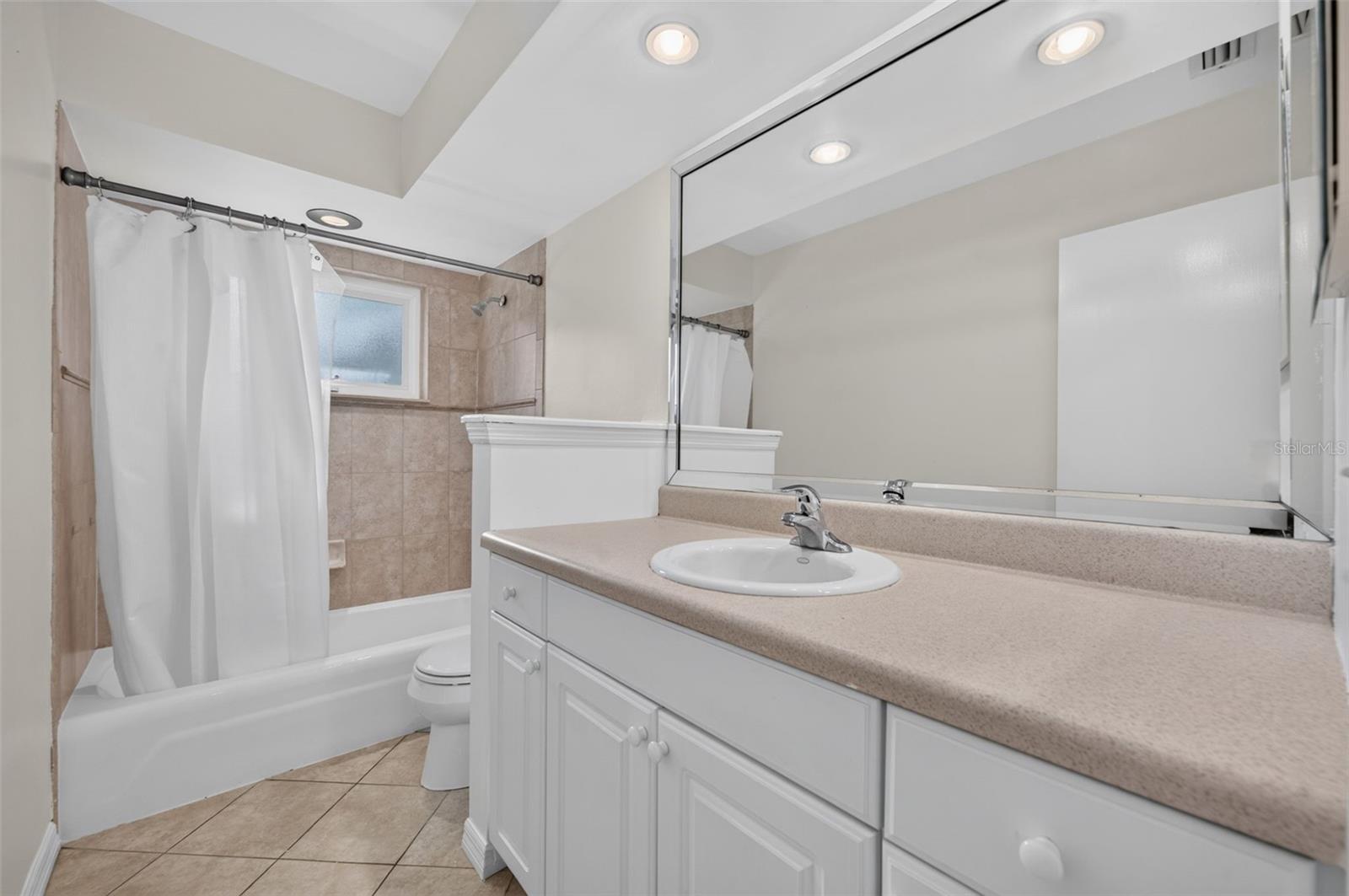 Bathroom 3 with tub and shower