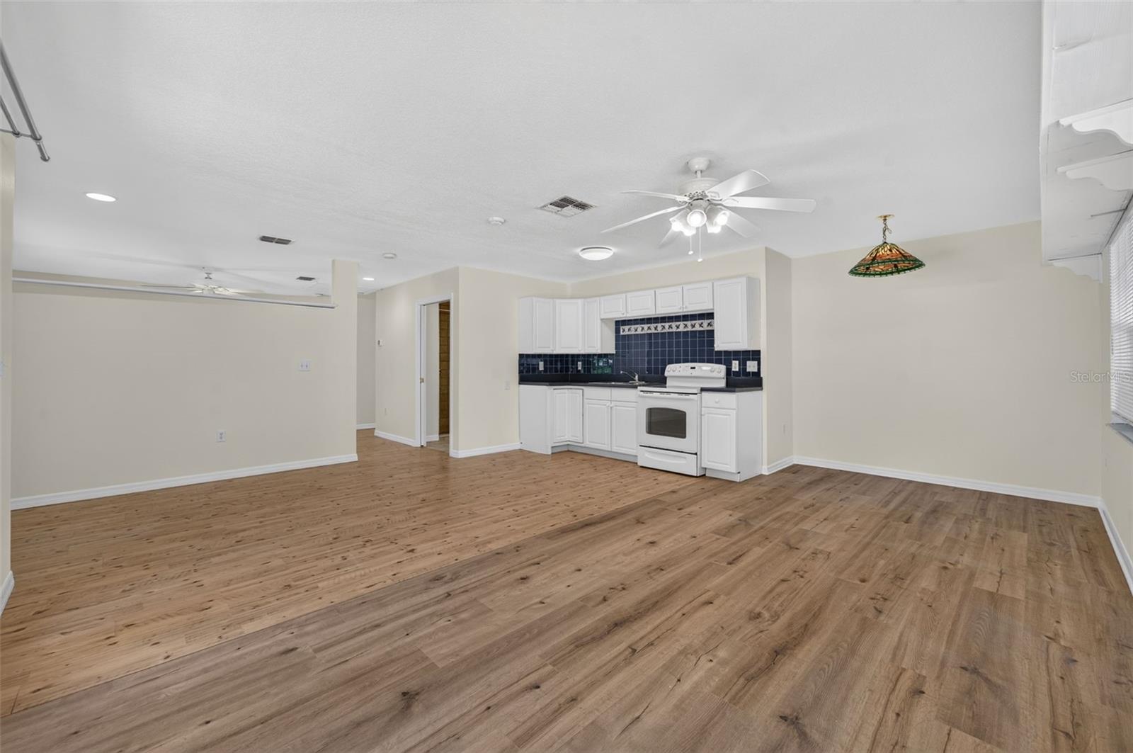 900 sf in-law suite - great flex space