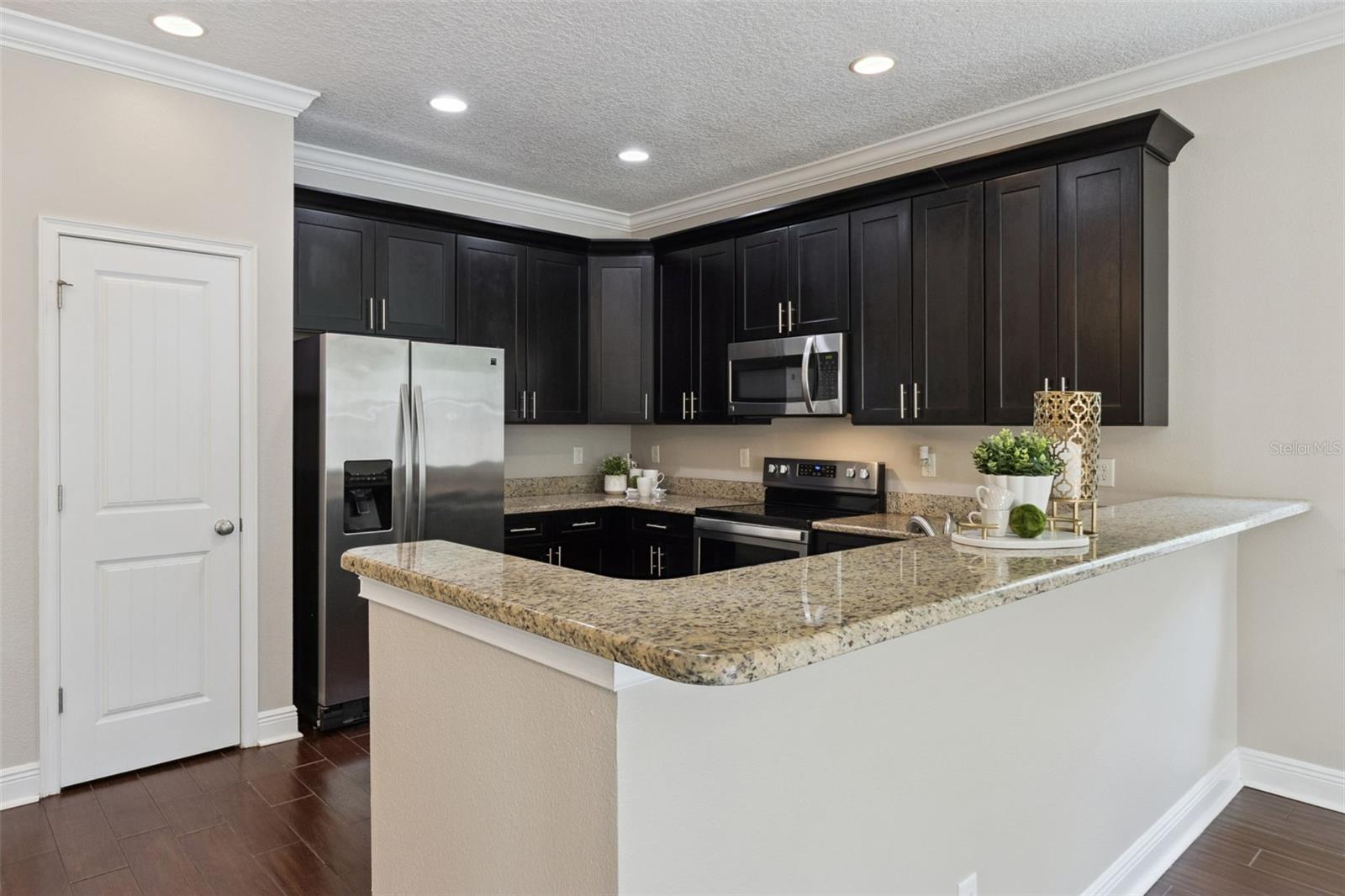 2546 kitchen