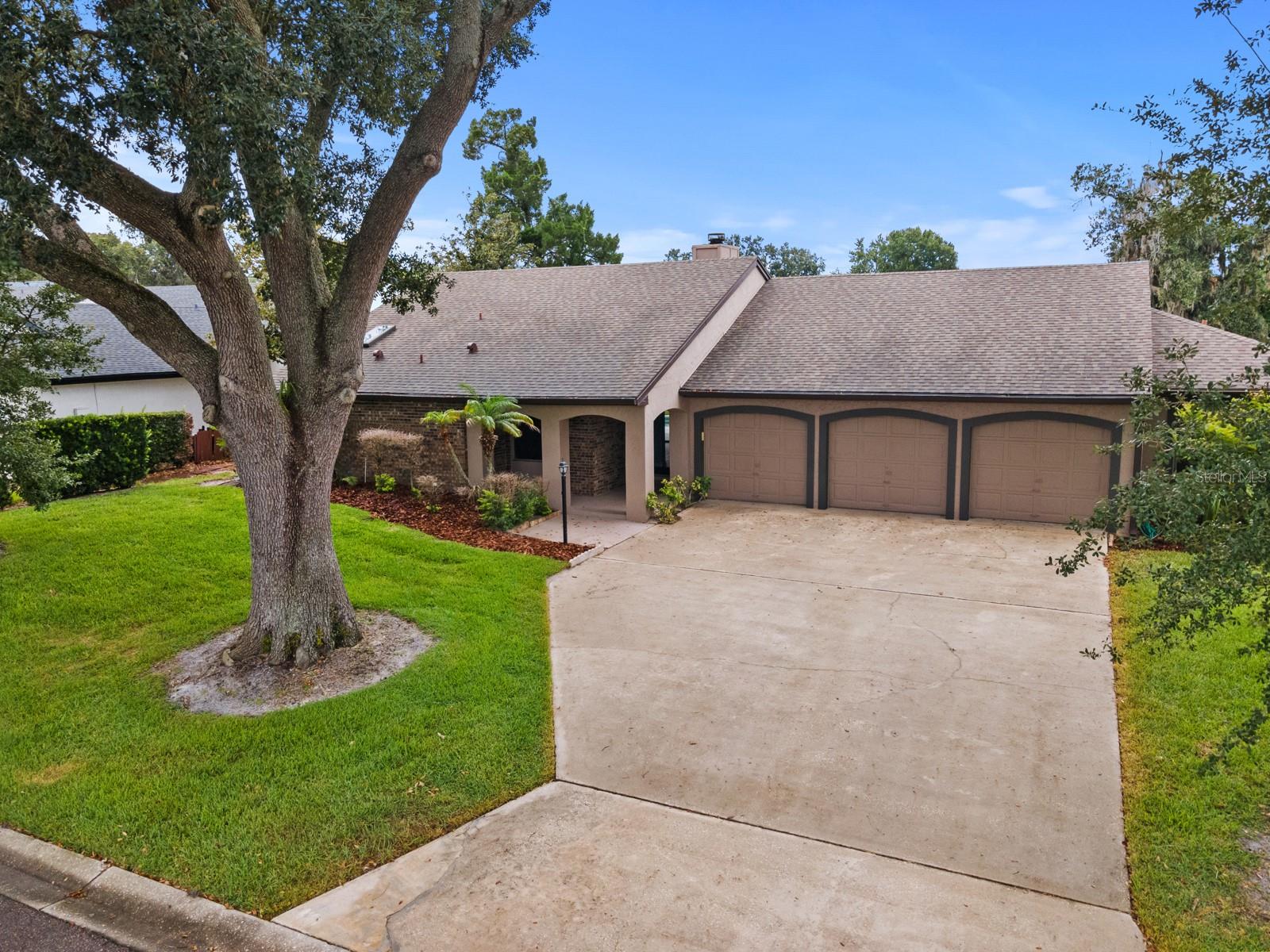 7437 PINEMOUNT DRIVE, Orlando, FL 32819 7437 PINEMOUNT DRIVE, Orlando, FL 32819