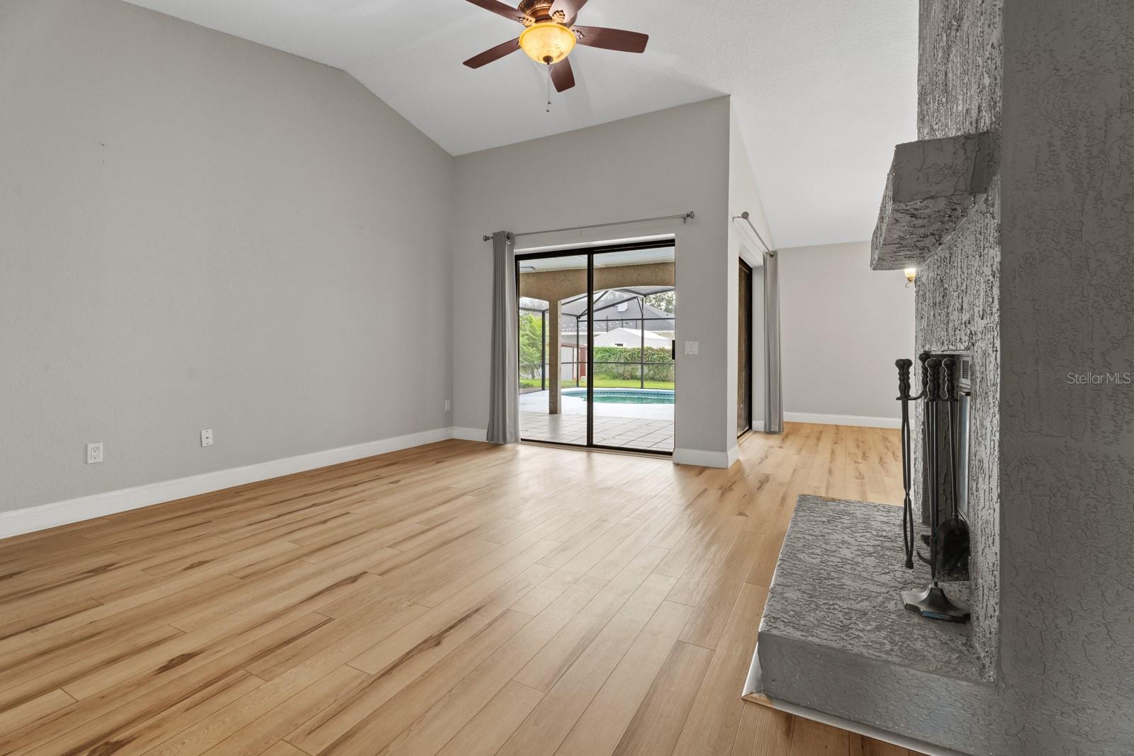 7437 PINEMOUNT DRIVE, Orlando, FL 32819
