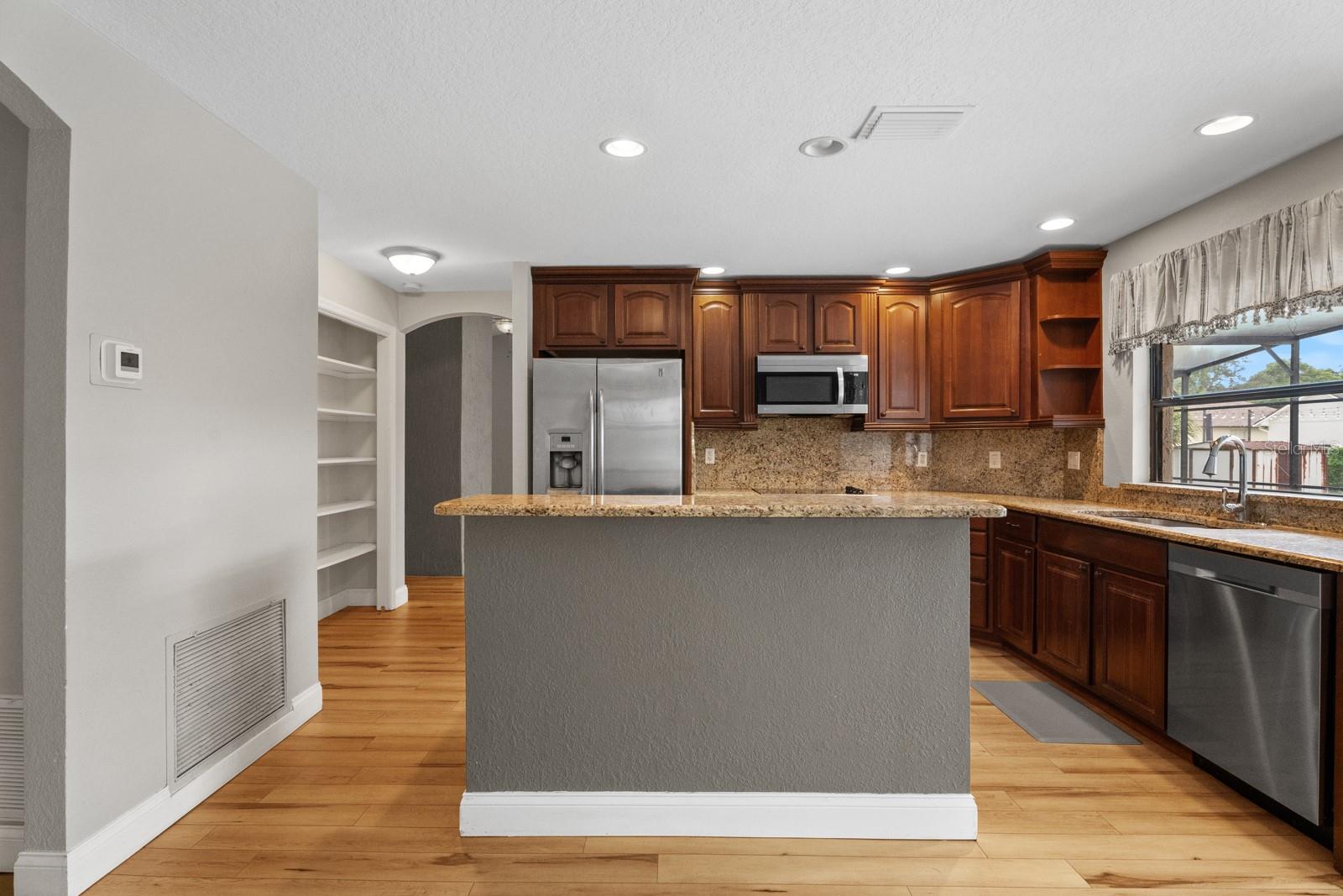 7437 PINEMOUNT DRIVE, Orlando, FL 32819 7437 PINEMOUNT DRIVE, Orlando, FL 32819