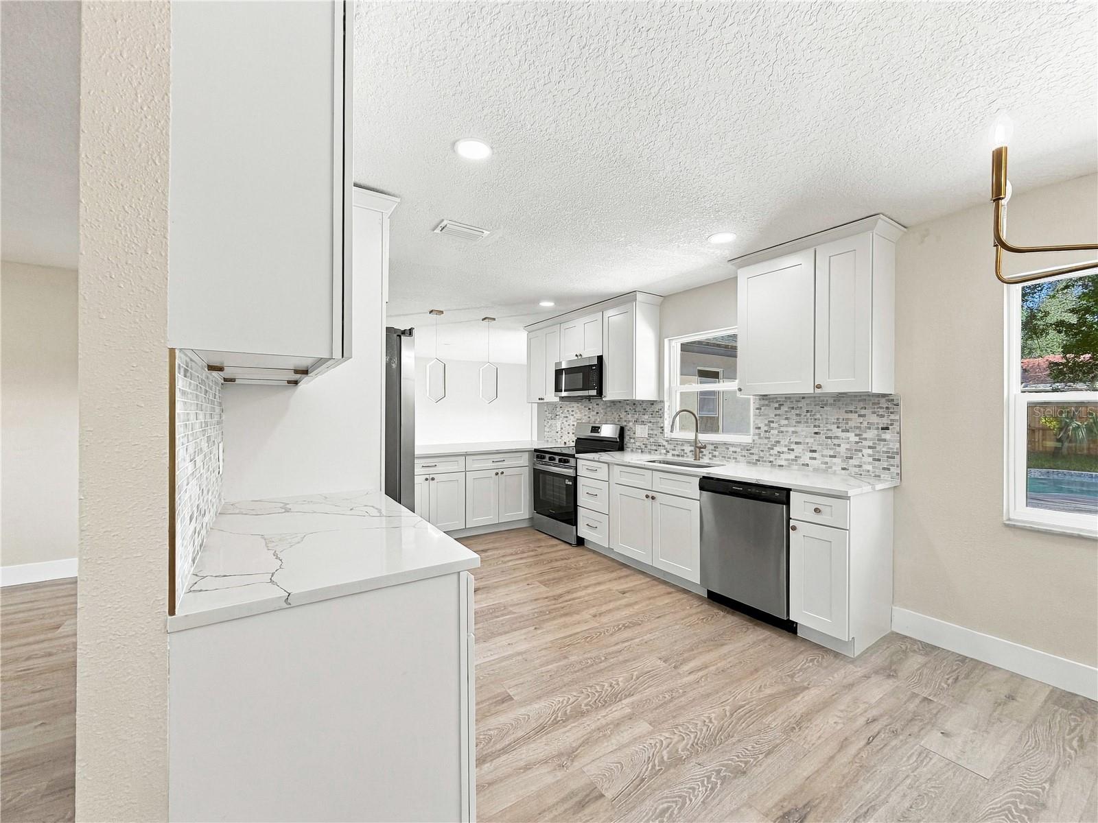 7015 CRESTLAKE DRIVE, Orlando, FL 32819