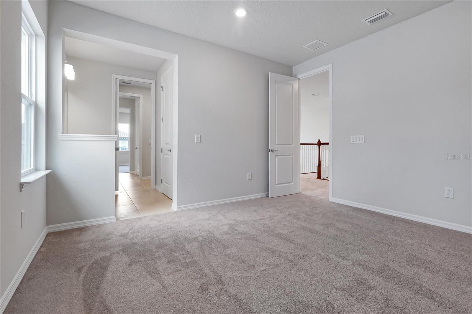 8399 PARK CLIFF WAY, Orlando, FL 32836