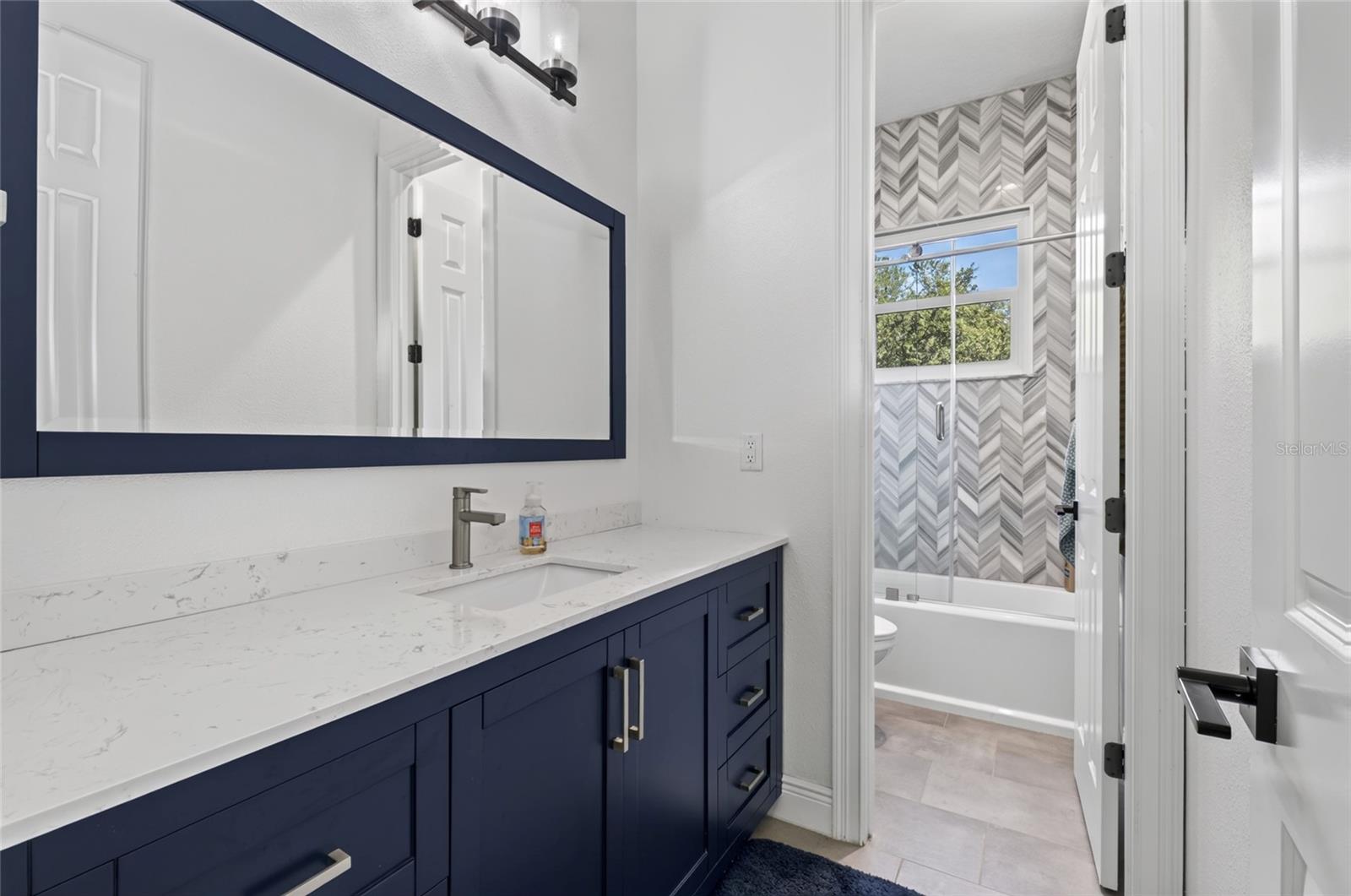 9904 BRENTFORD COURT, Windermere, FL 34786