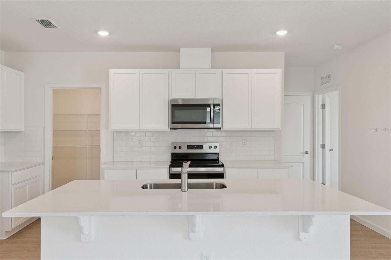 1371 GRAND FLORA LANE, Sanford, FL 32773