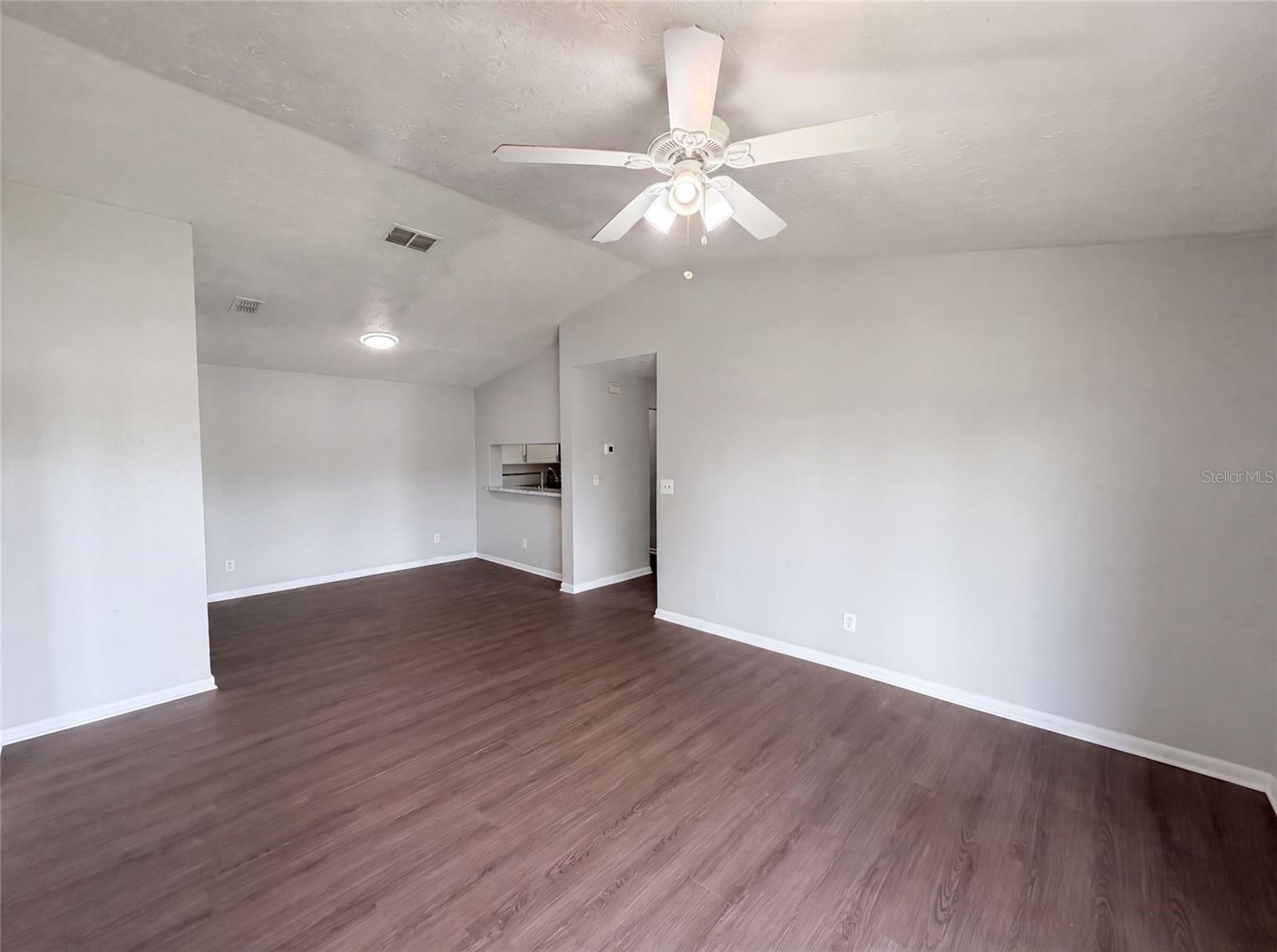 5213 VIA HACIENDA CIRCLE, #307, Orlando, FL 32839