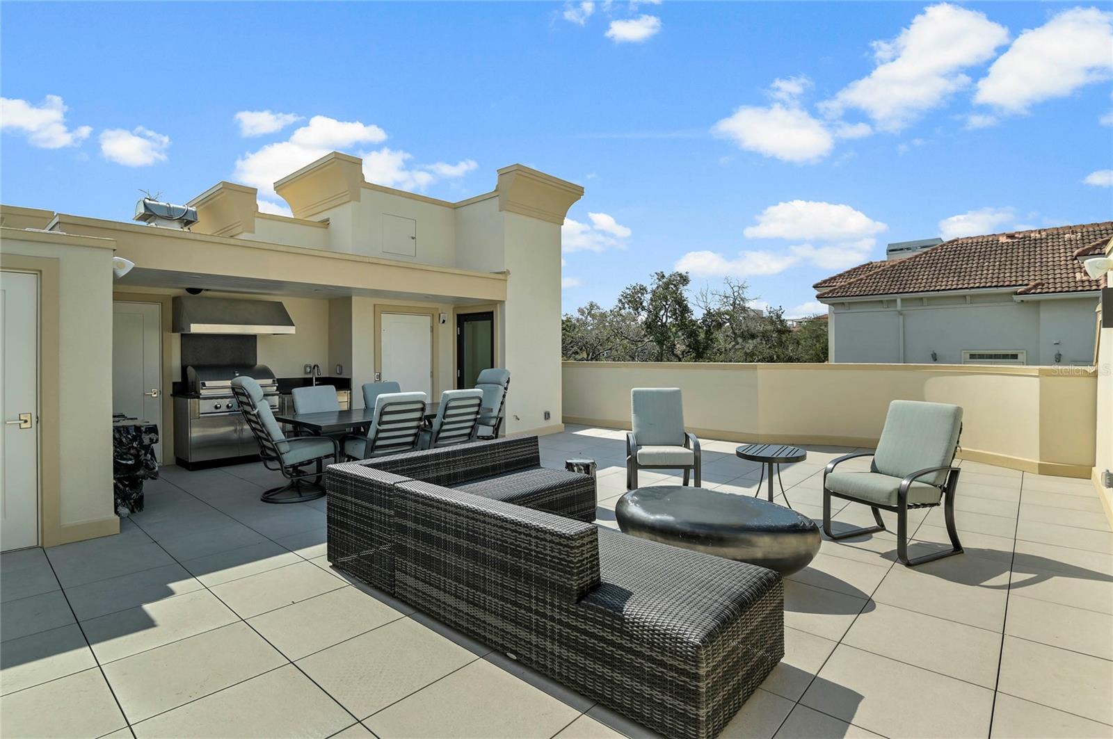 125 S INTERLACHEN AVENUE, #1, Winter Park, FL 32789