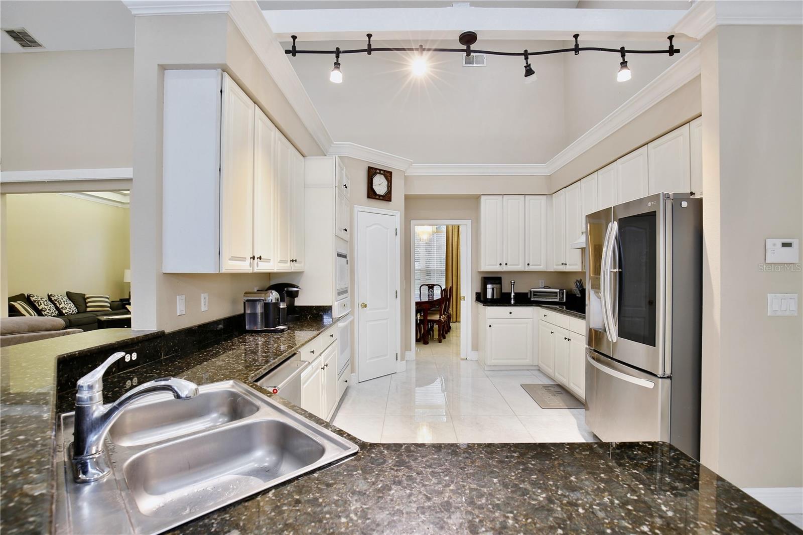 9374 WICKHAM WAY, Orlando, FL 32836