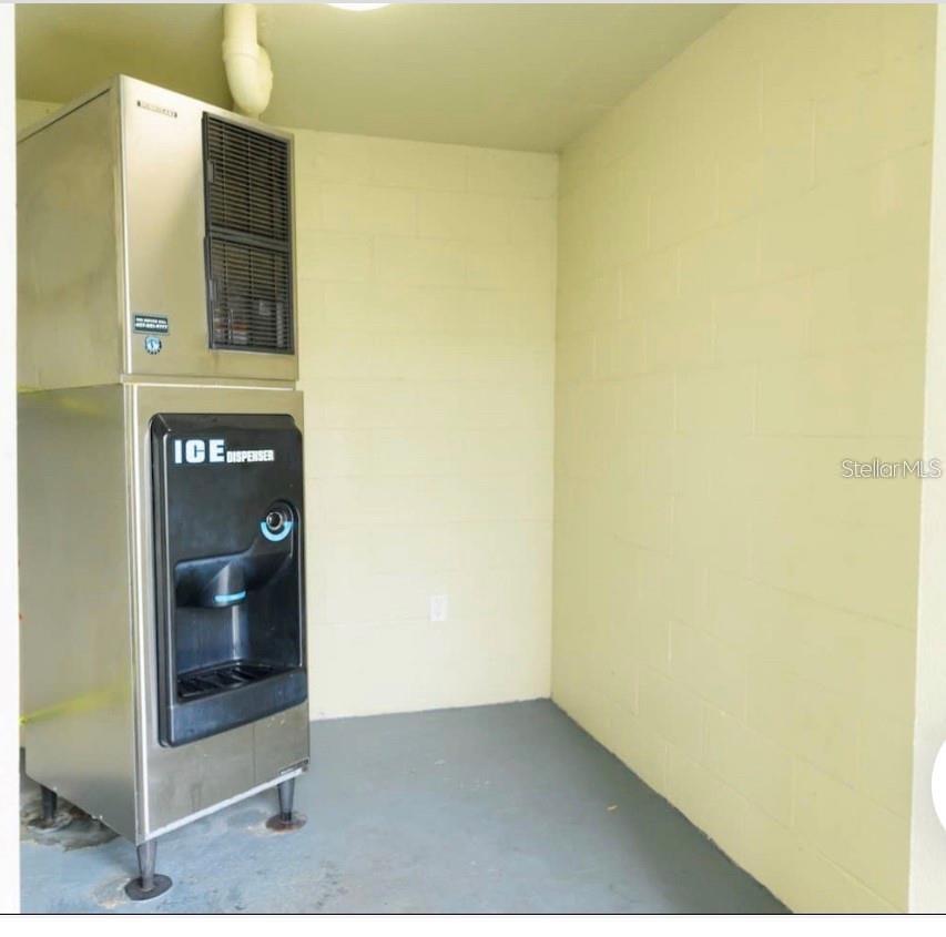 5245 W IRLO BRONSON MEMORIAL HIGHWAY, #121, Kissimmee, FL 34746