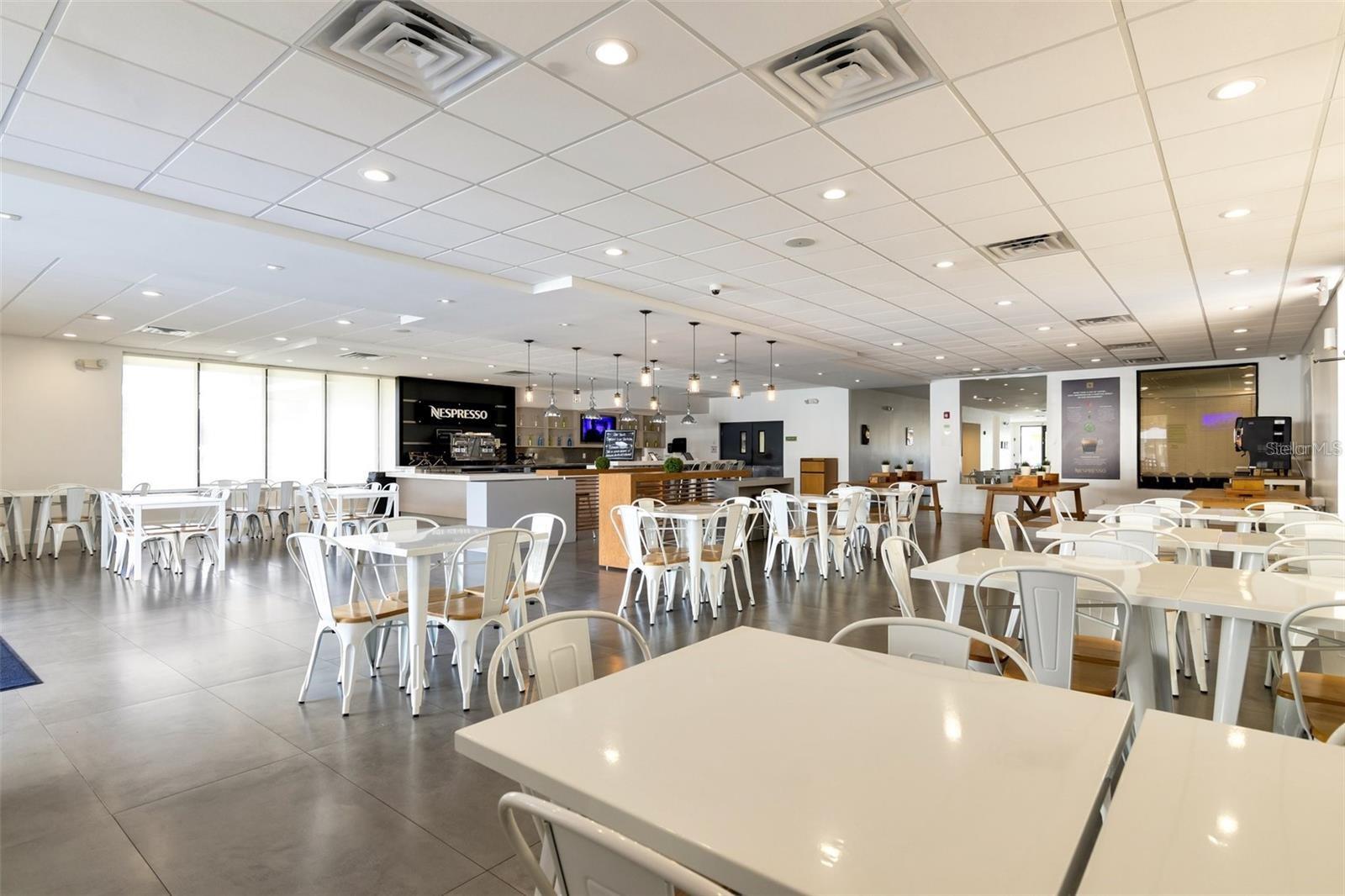 5245 W IRLO BRONSON MEMORIAL HIGHWAY, #121, Kissimmee, FL 34746