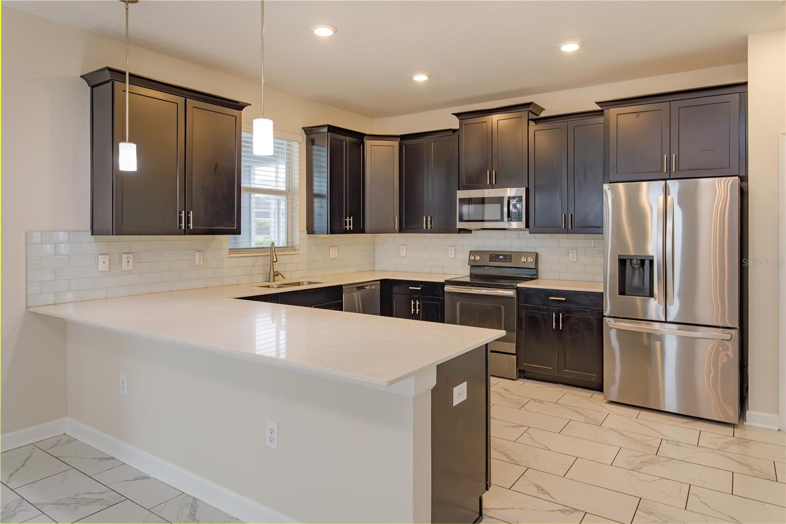 1673 MOON VALLEY DRIVE, Davenport, FL 33896