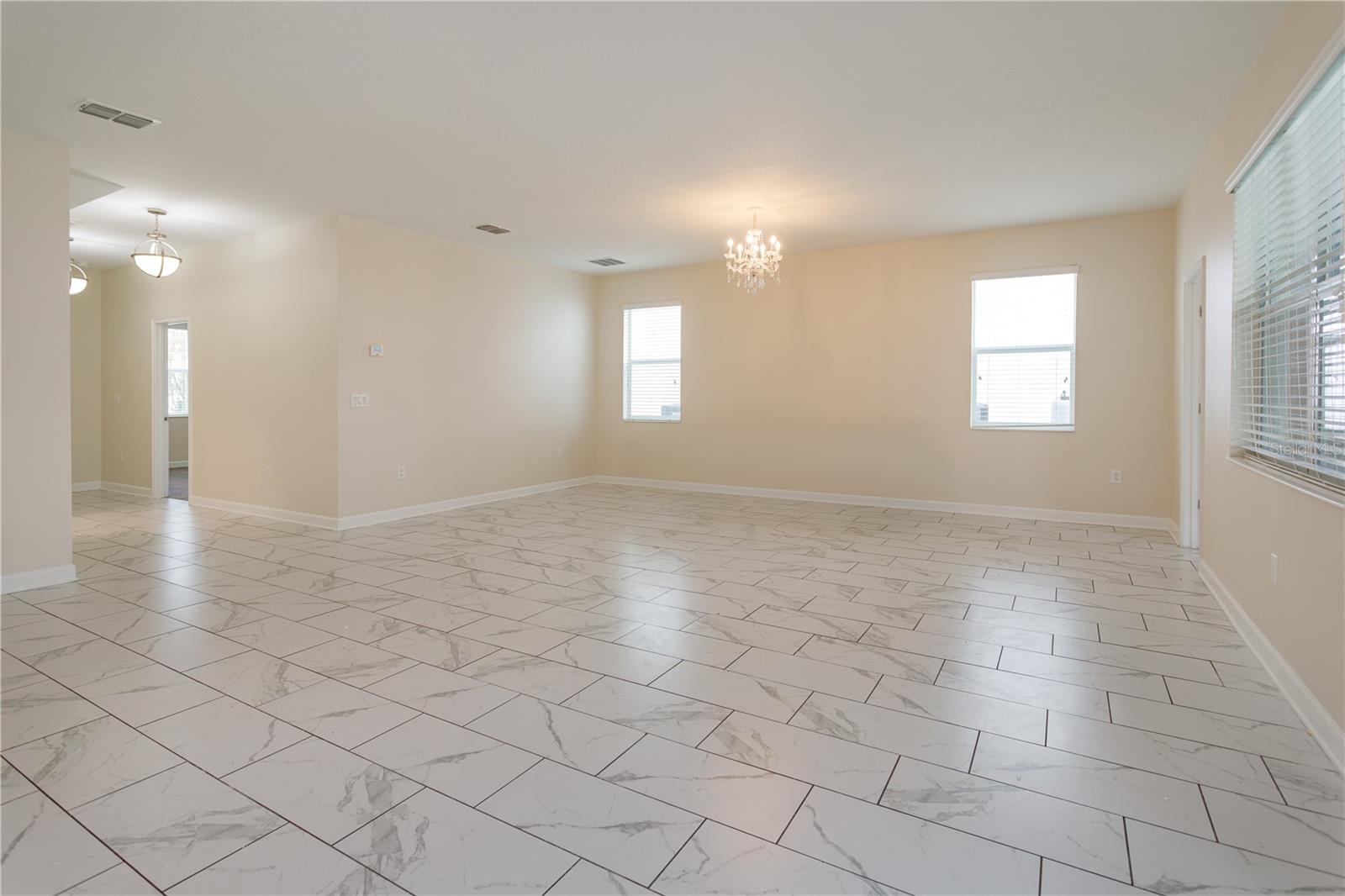 1673 MOON VALLEY DRIVE, Davenport, FL 33896