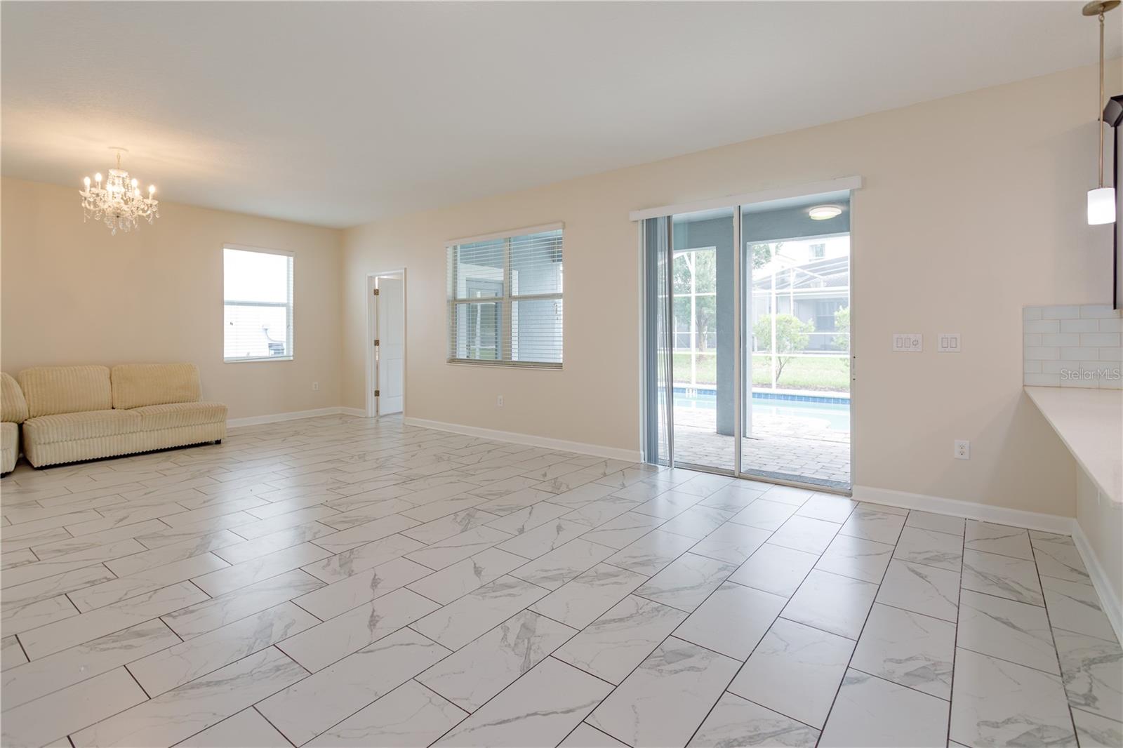 1673 MOON VALLEY DRIVE, Davenport, FL 33896