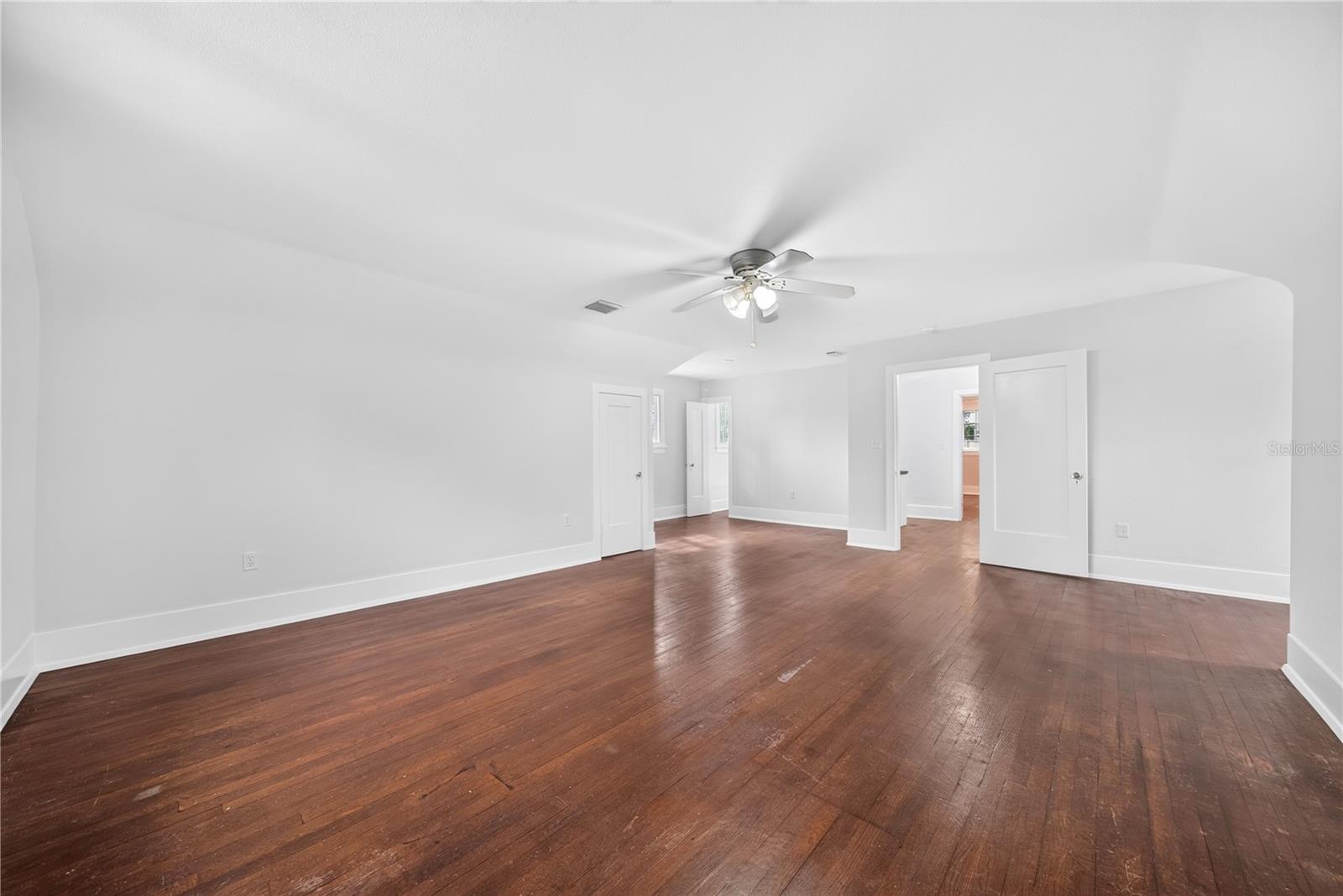1216 GOLDEN LANE, Orlando, FL 32804