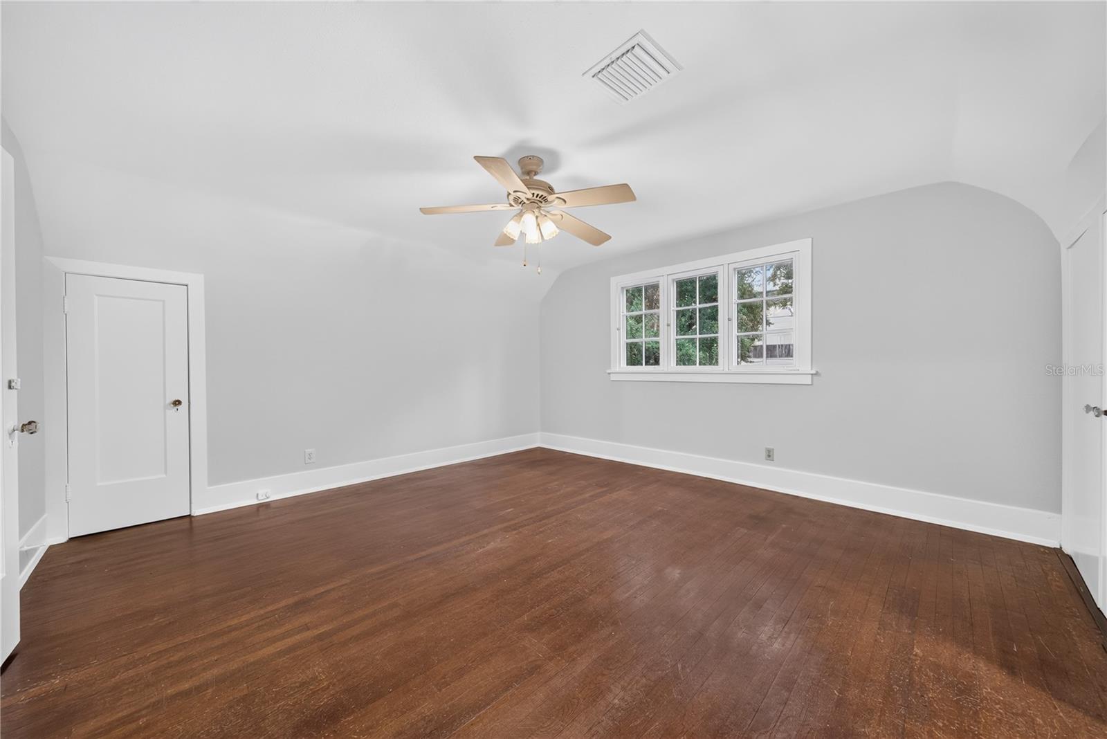 1216 GOLDEN LANE, Orlando, FL 32804