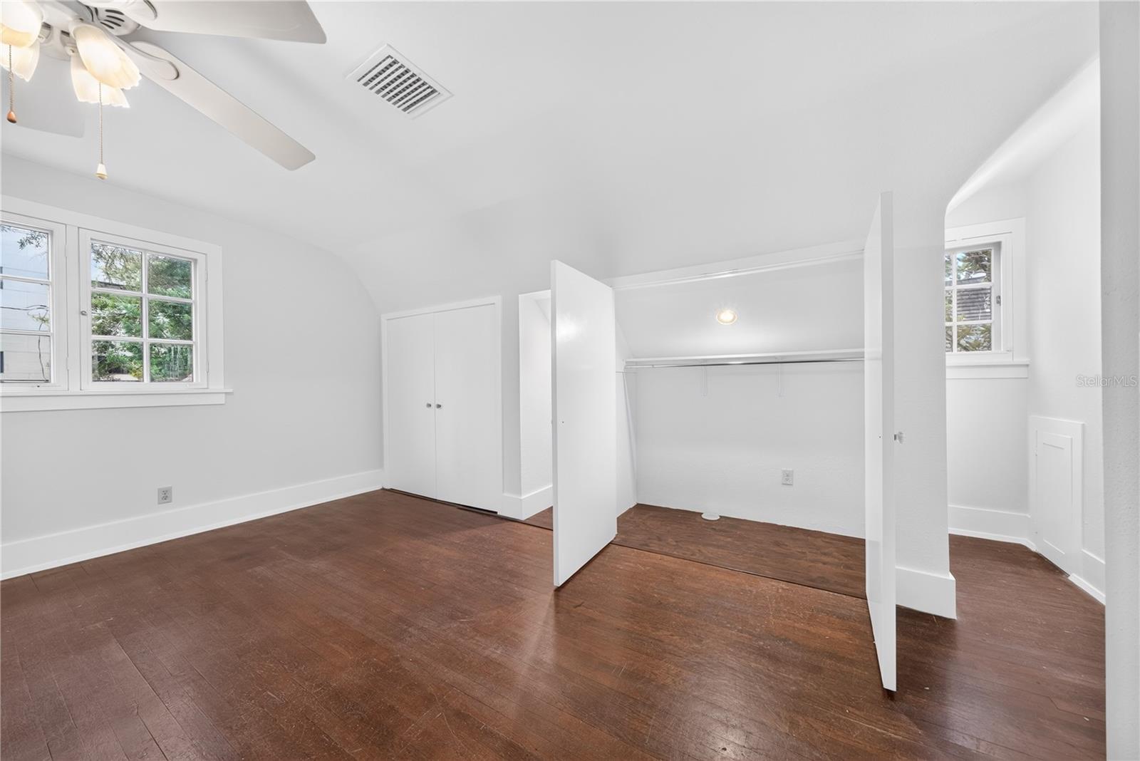 1216 GOLDEN LANE, Orlando, FL 32804