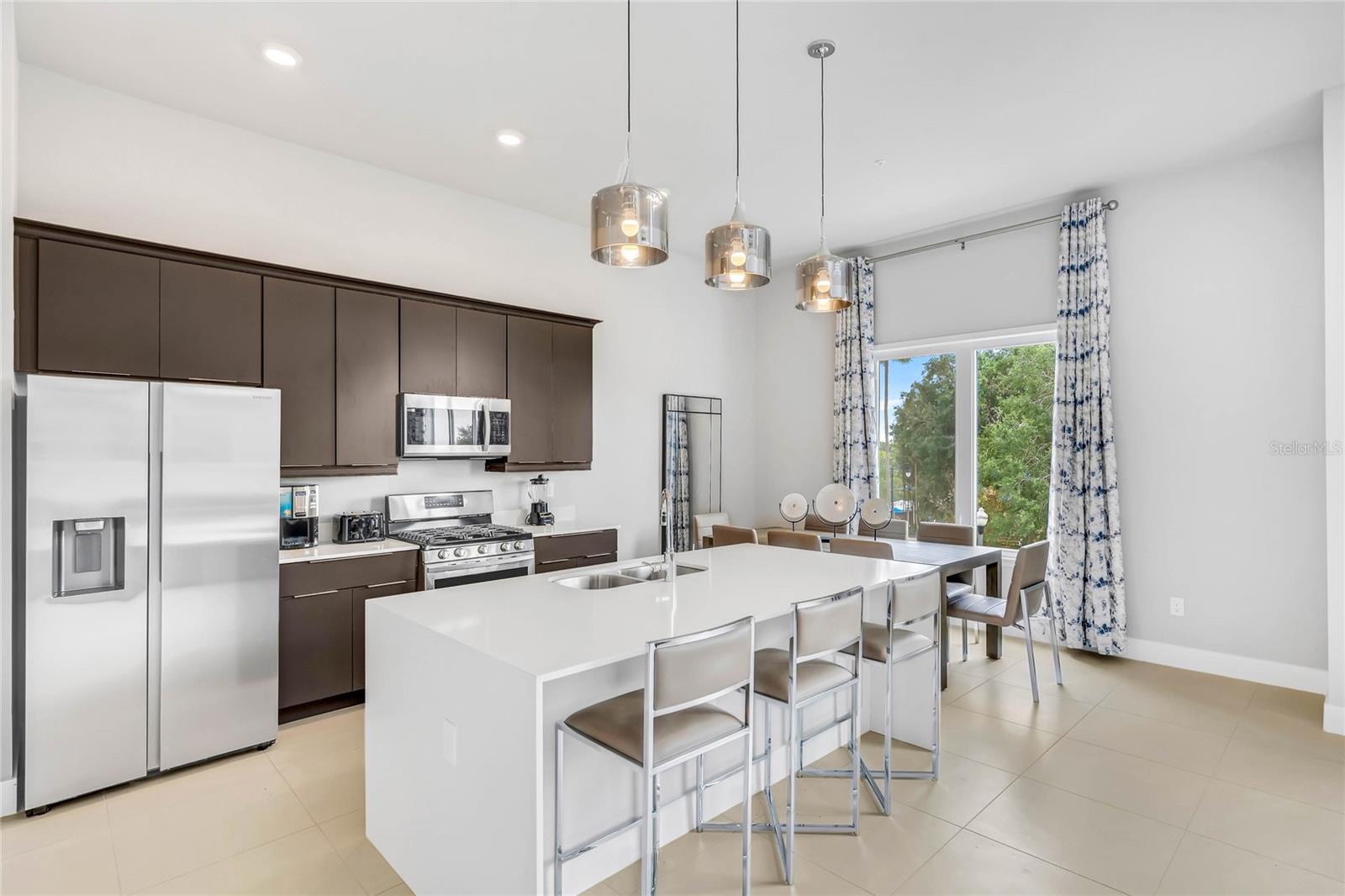 7740 SANDY RIDGE DRIVE, #241 BLDG 44, Reunion, FL 34747 7740 SANDY RIDGE DRIVE, #241 BLDG 44, Reunion, FL 34747