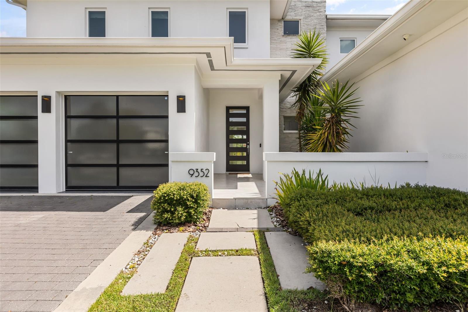 9352 BORDET COURT, Orlando, FL 32827