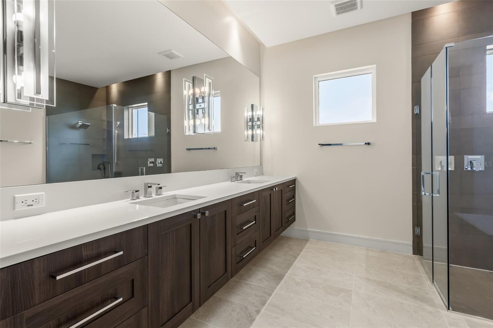 9352 BORDET COURT, Orlando, FL 32827