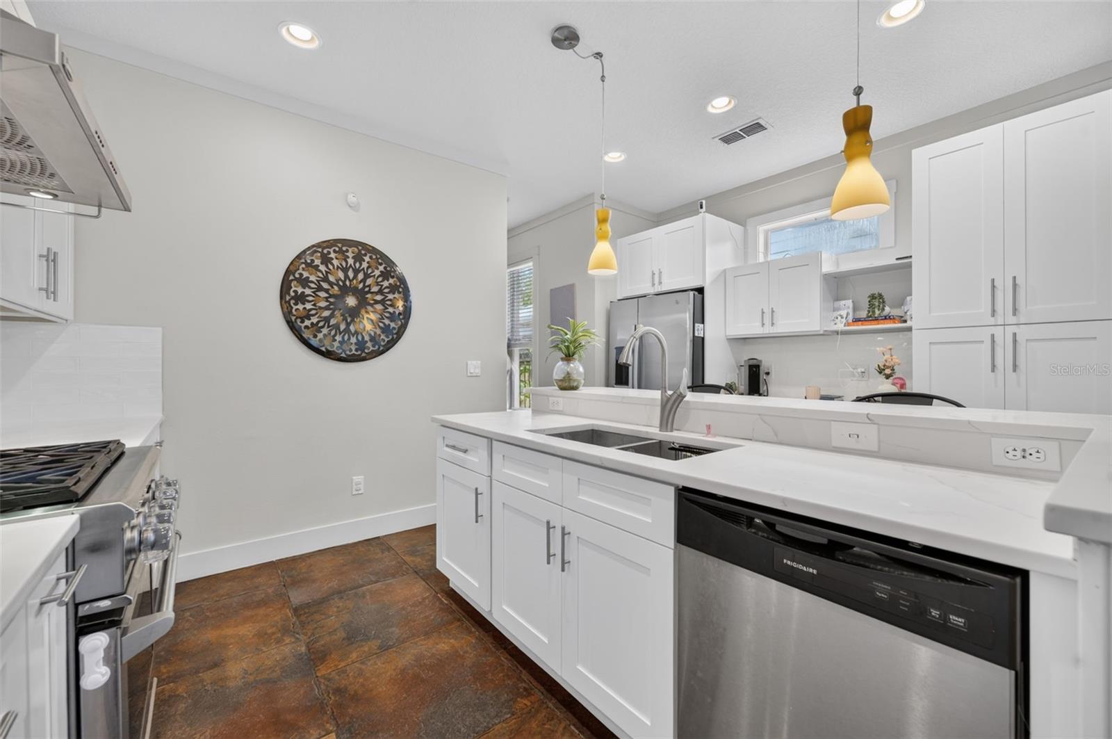 1071 ARAGON AVENUE, Winter Park, FL 32789