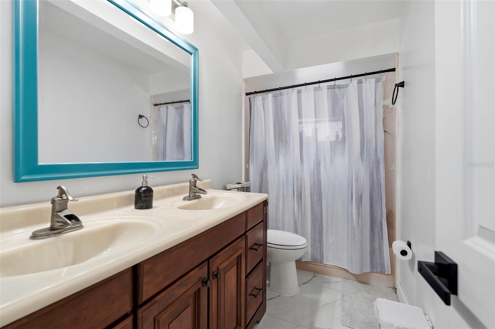 10500 RAMBLEWOOD ROAD, Orlando, FL 32837