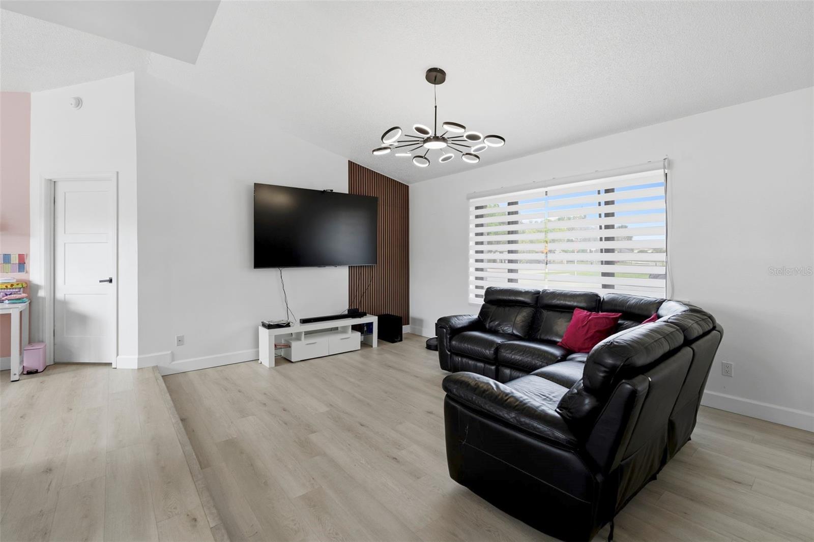 10500 RAMBLEWOOD ROAD, Orlando, FL 32837