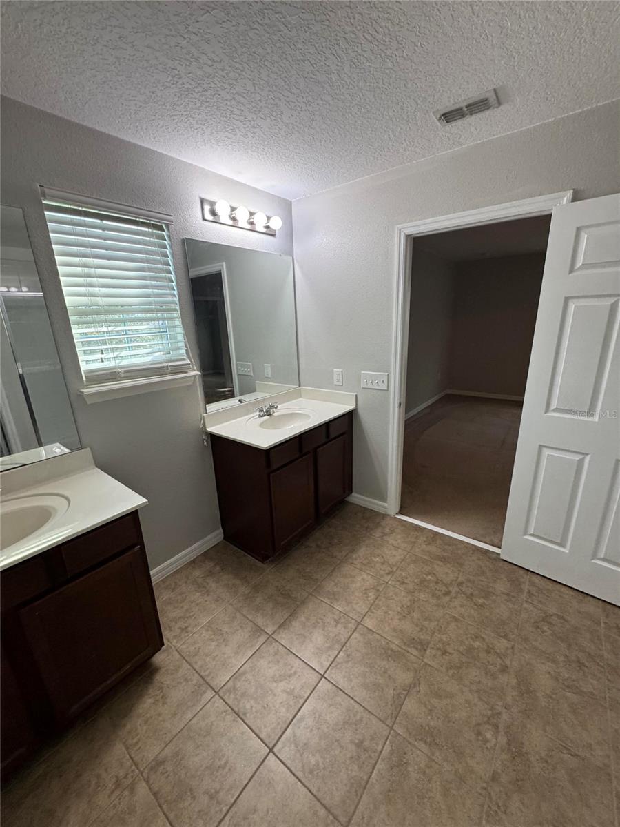 11938 SILVERLAKE PARK DRIVE, Windermere, FL 34786