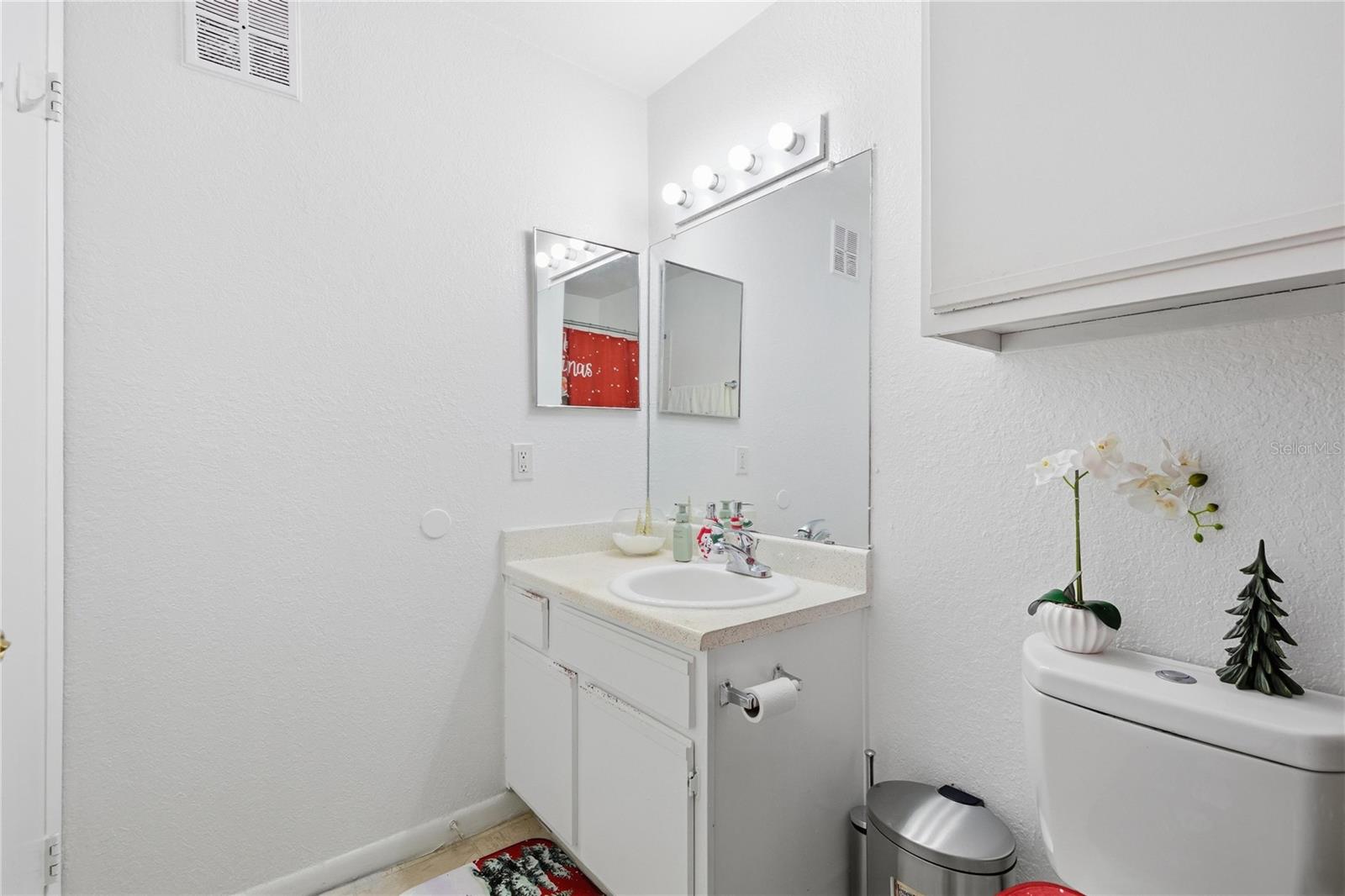 4401 THORNBRIAR LANE, #R106, Orlando, FL 32822
