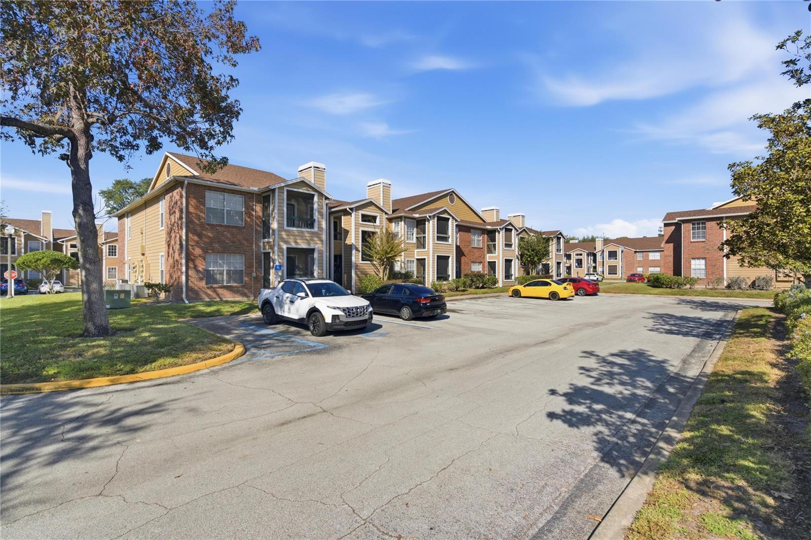 4401 THORNBRIAR LANE, #R106, Orlando, FL 32822 4401 THORNBRIAR LANE, #R106, Orlando, FL 32822