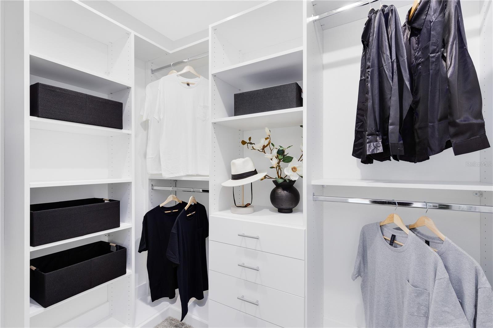 Model Home Design Only. Pictures and furnishings are for illustrative purposes only. Elevations, colors and options may vary. Furniture is for model home staging only.