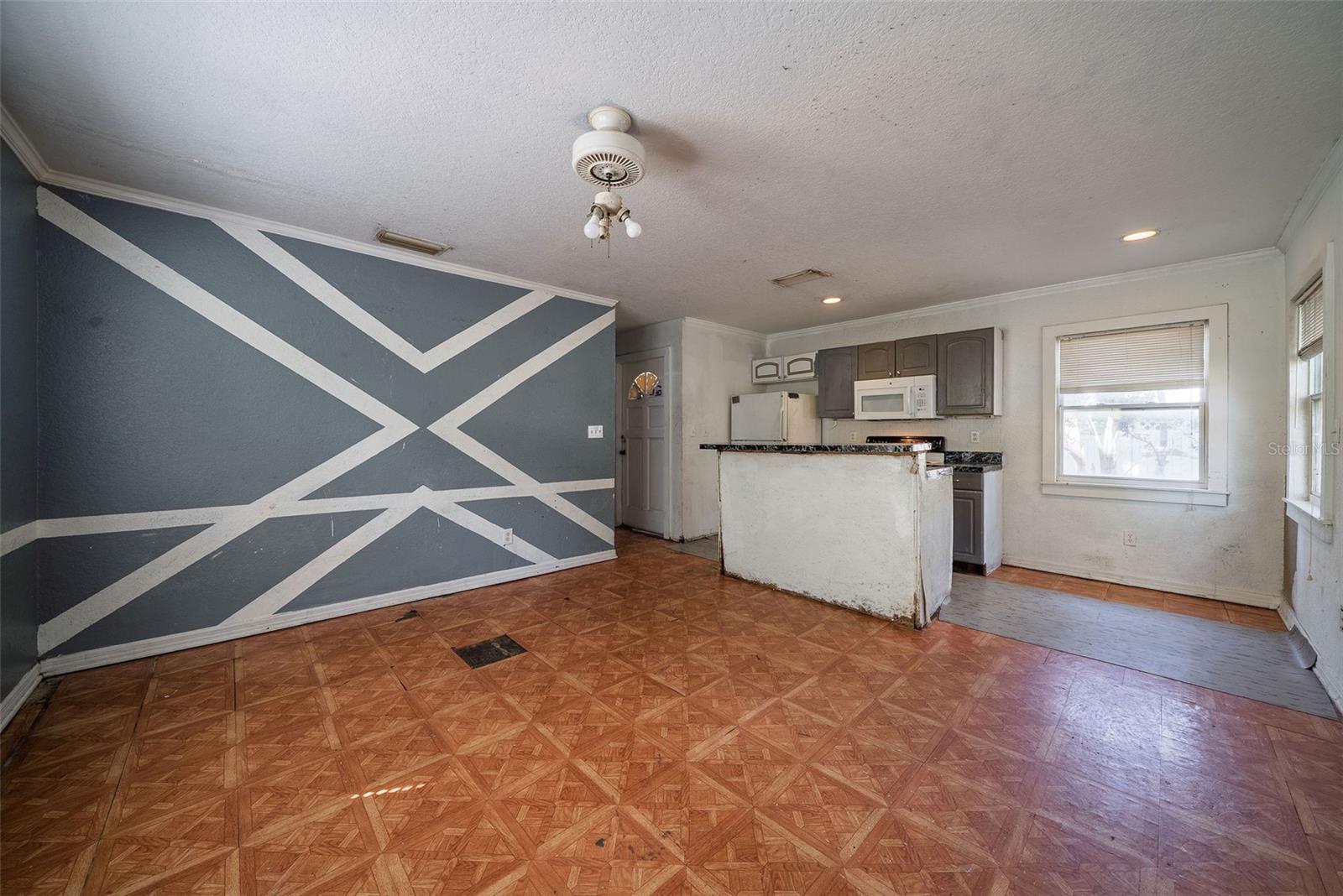 813 GREENWOOD STREET, Orlando, FL 32801