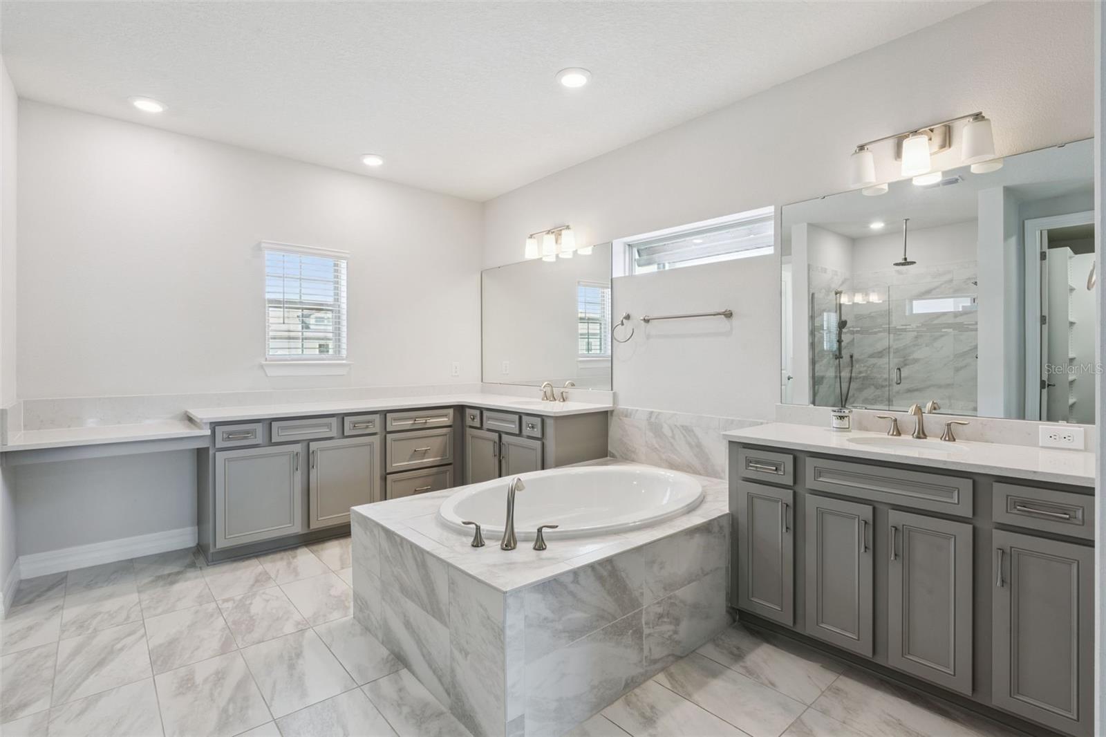 9070 WOODLAND FOREST ROAD, Orlando, FL 32836