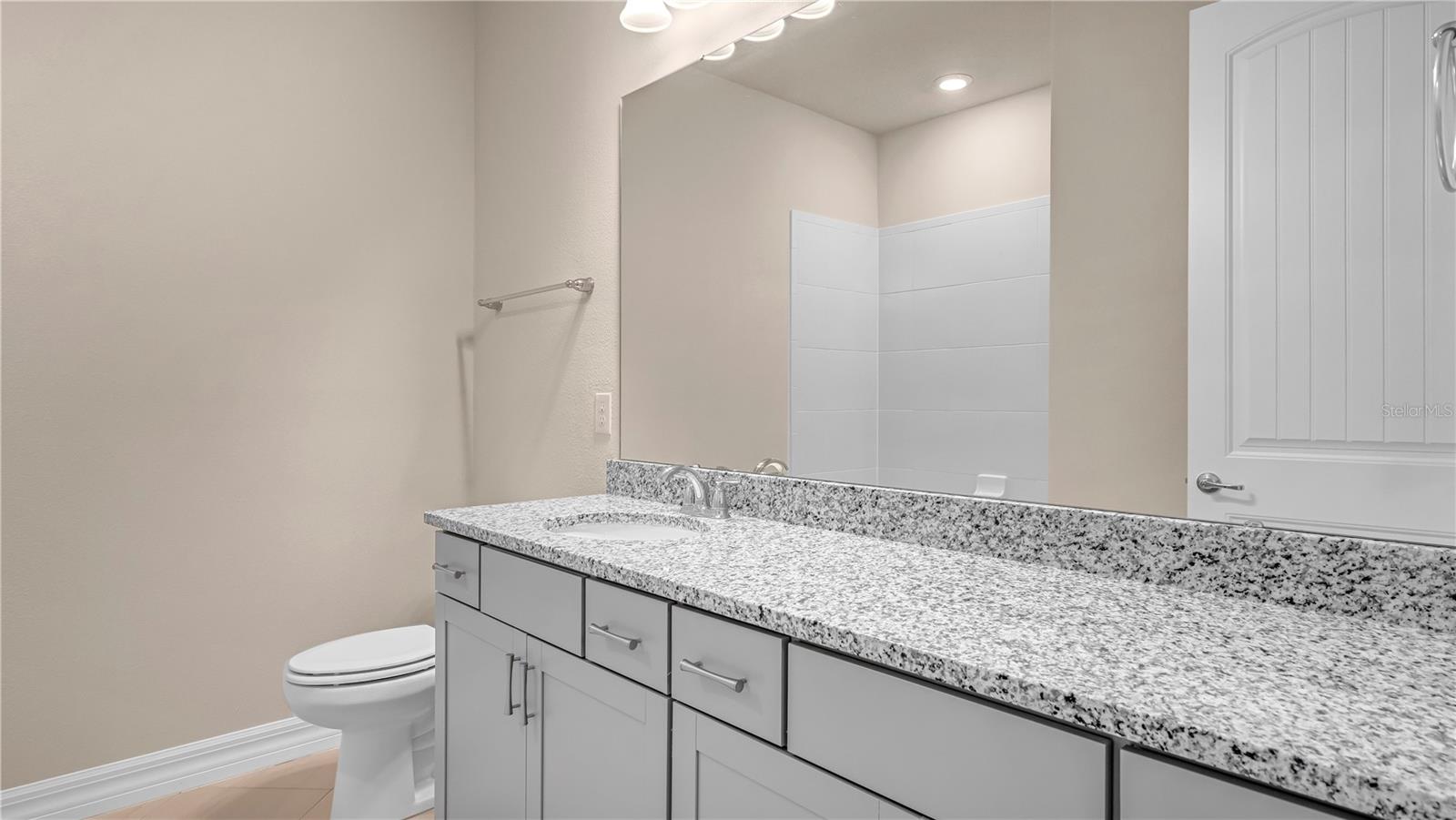 9212 HANGING VINE COURT, Orlando, FL 32836