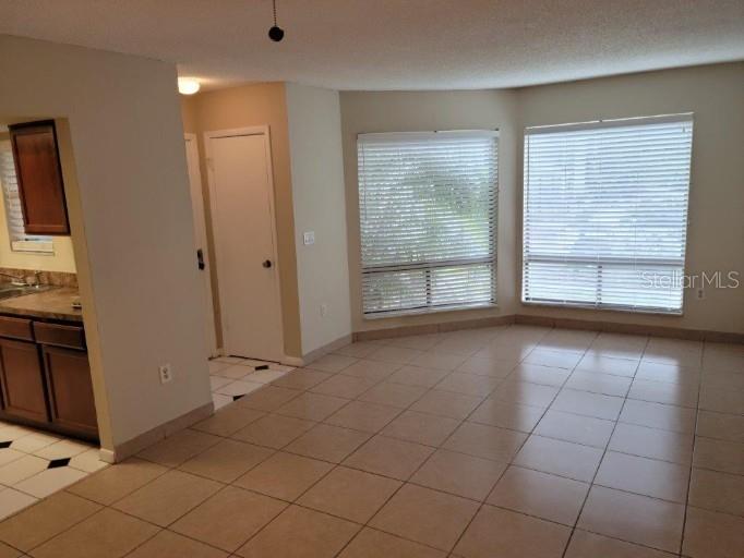 4322 LAKEWAY DRIVE, #13F, Orlando, FL 32839