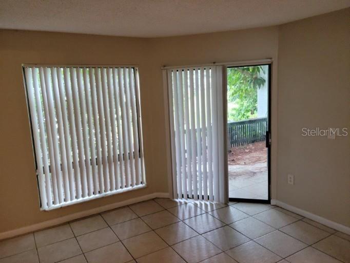 4322 LAKEWAY DRIVE, #13F, Orlando, FL 32839