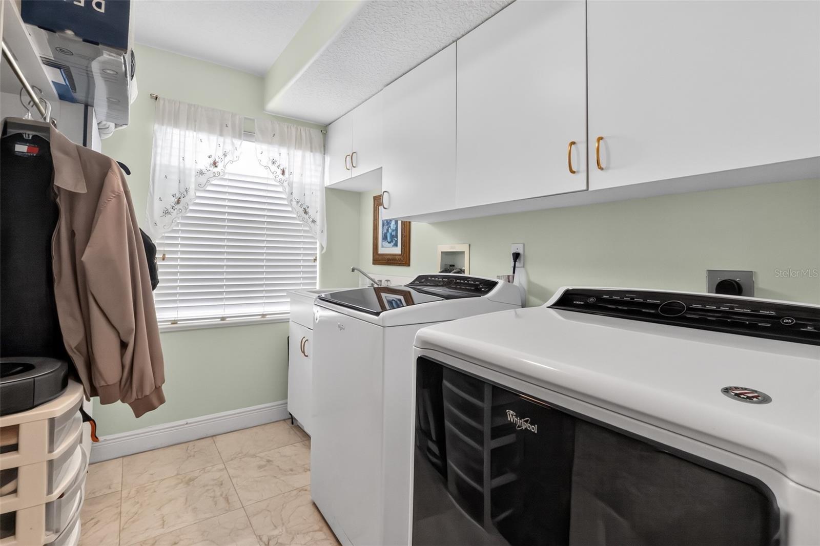 7957 S PARK PLACE, Orlando, FL 32819