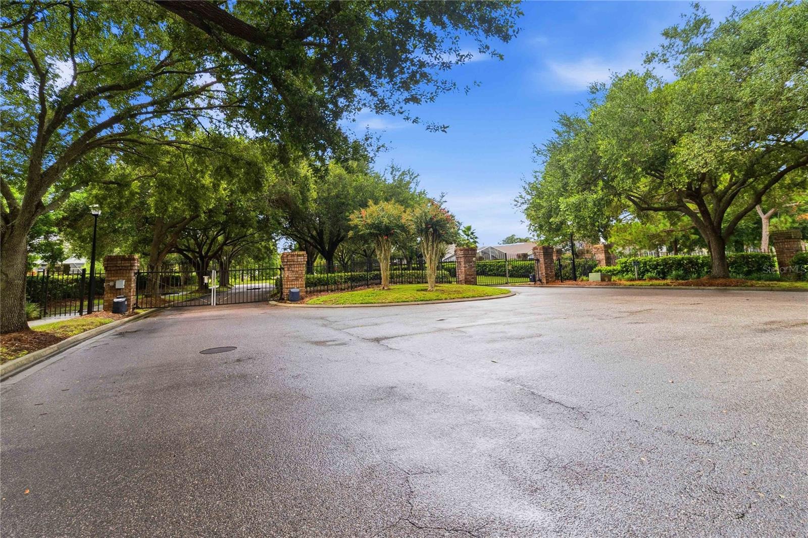 2412 RUNYON CIRCLE, Orlando, FL 32837