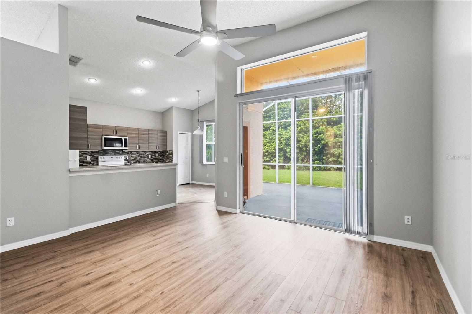 2412 RUNYON CIRCLE, Orlando, FL 32837