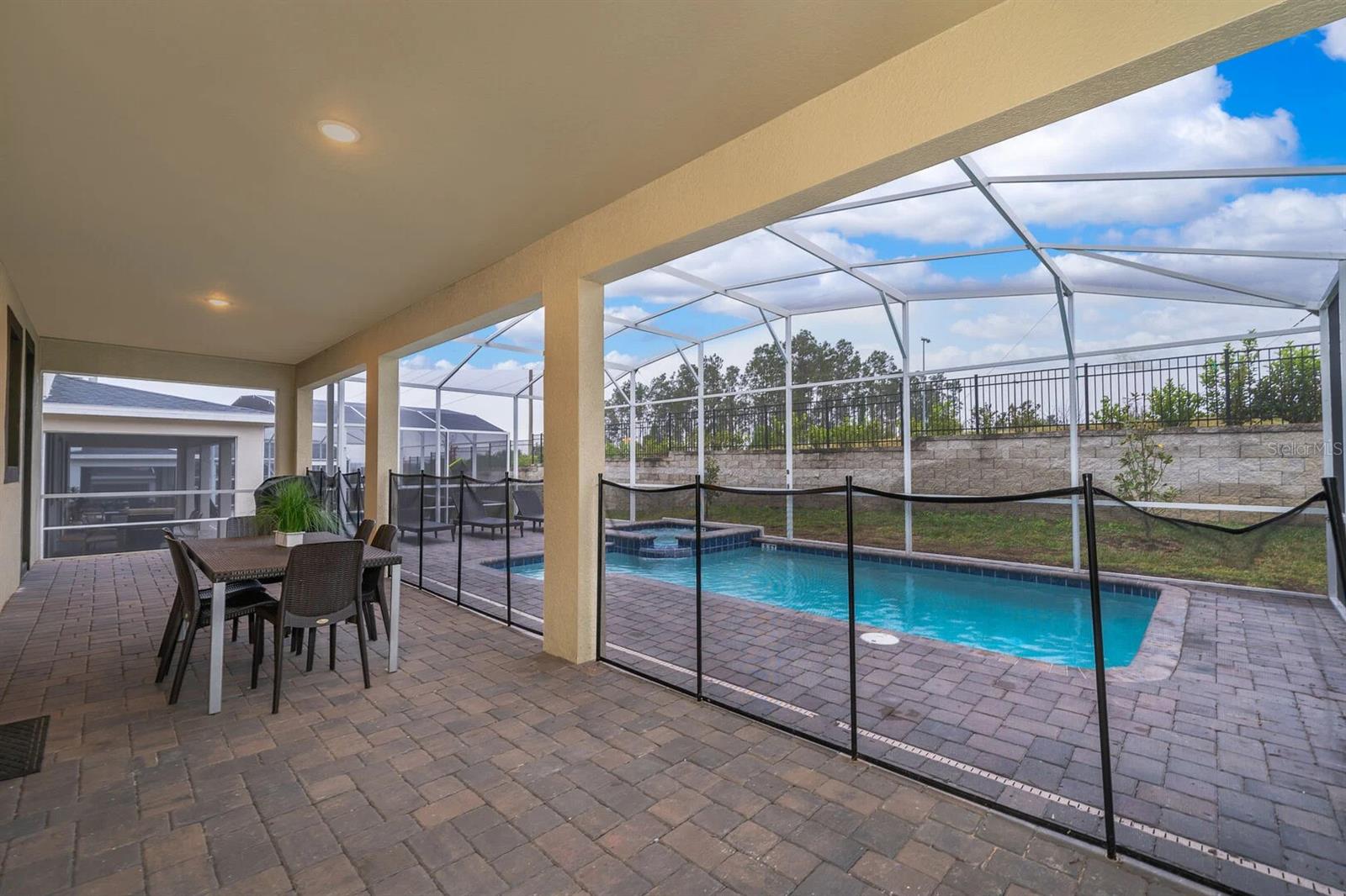 9056 SOMMERSET HILLS DRIVE, Davenport, FL 33896