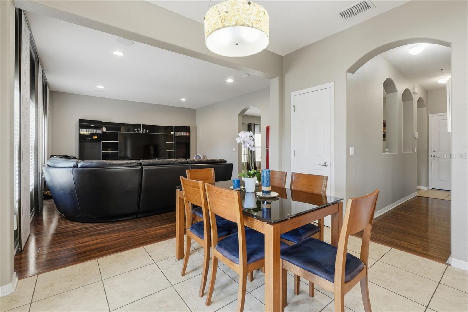 Kitchen nook