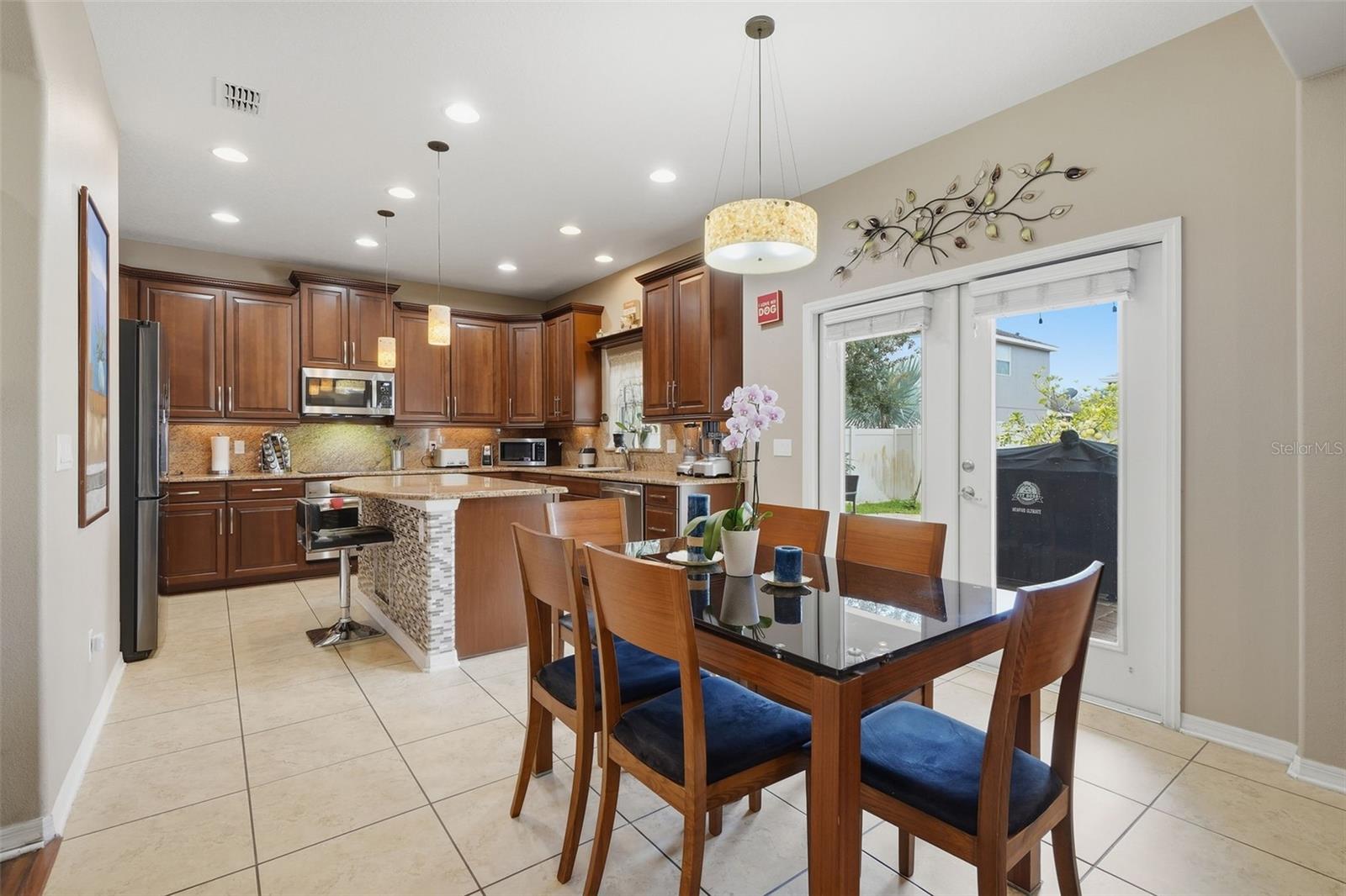 Kitchen/nook/family room combo