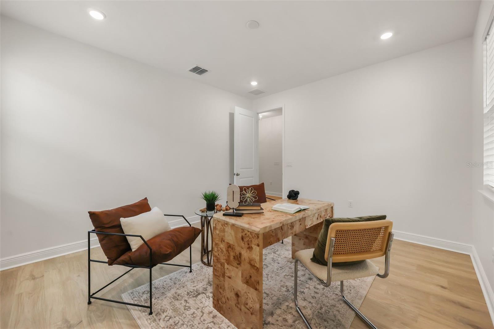 1st floor office