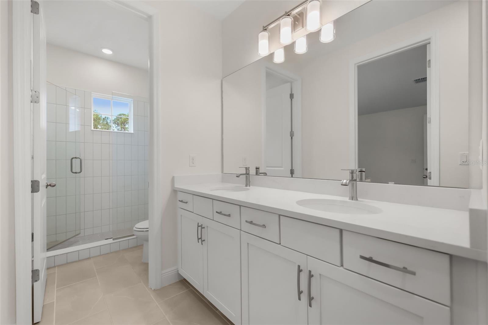 2nd floor guest bath